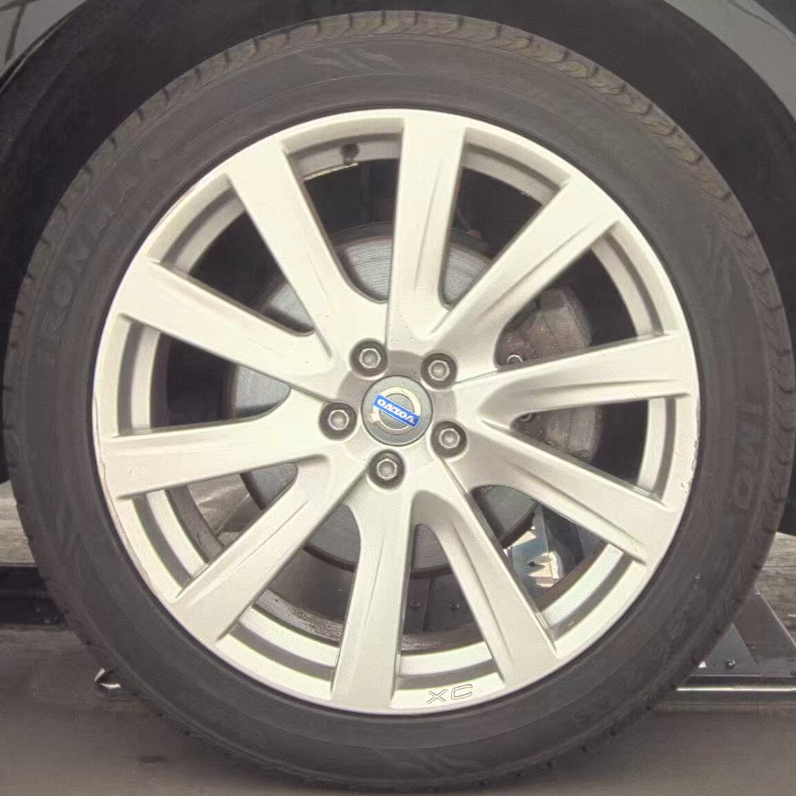 2017 Volvo XC60 T5 Inscription AWD