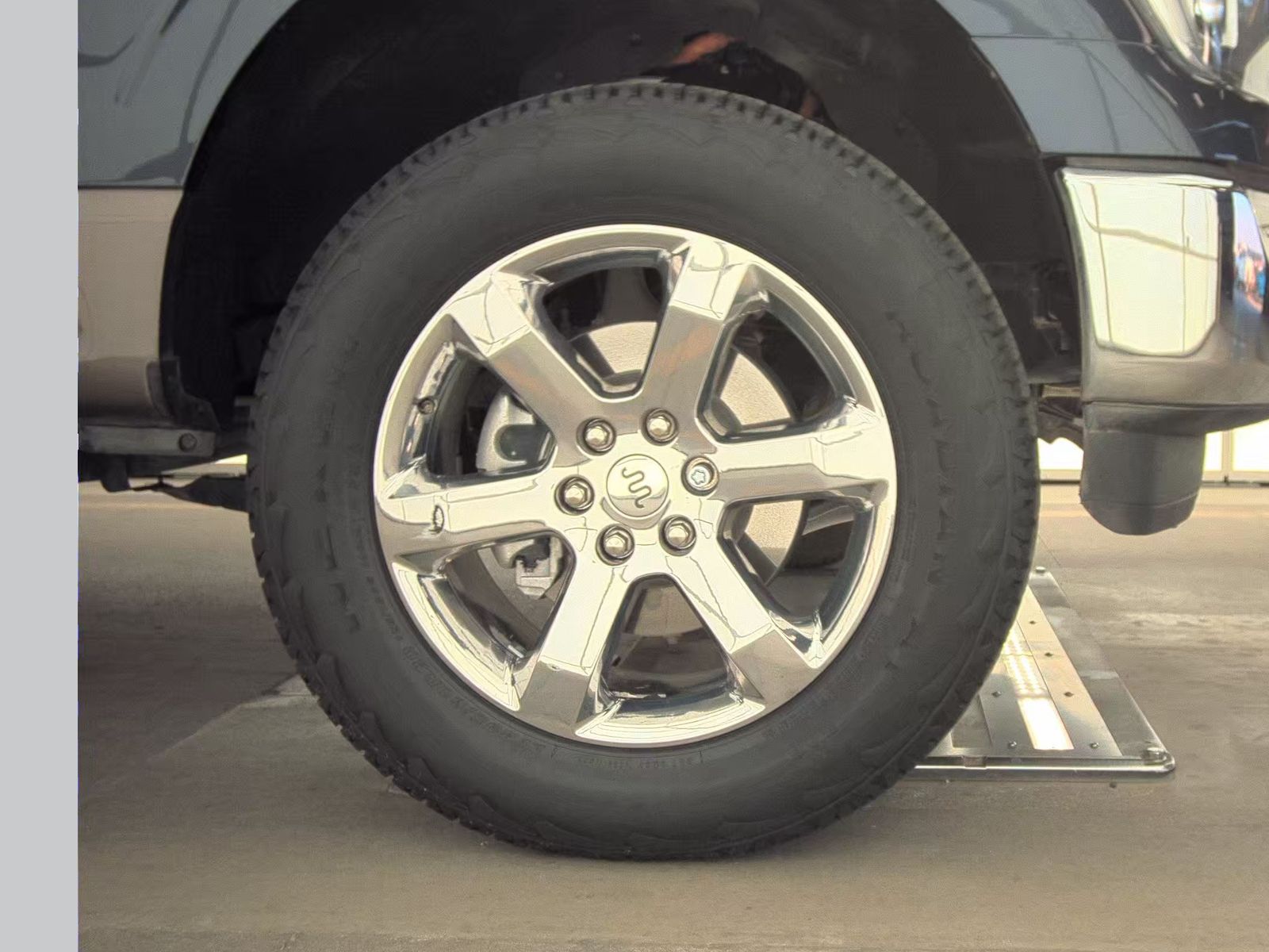 2022 Ford F-150 Hybrid King Ranch AWD