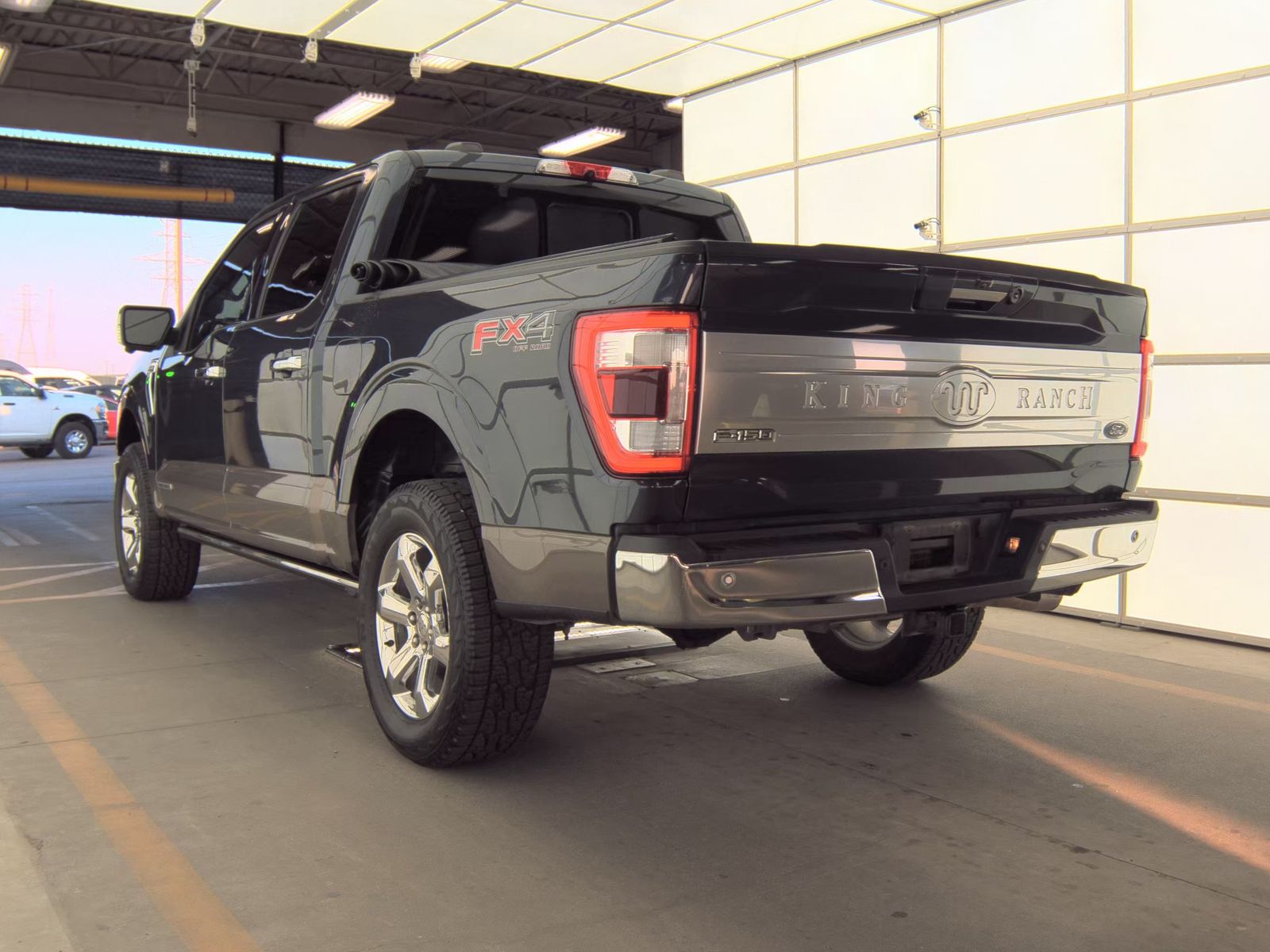 2022 Ford F-150 Hybrid King Ranch AWD