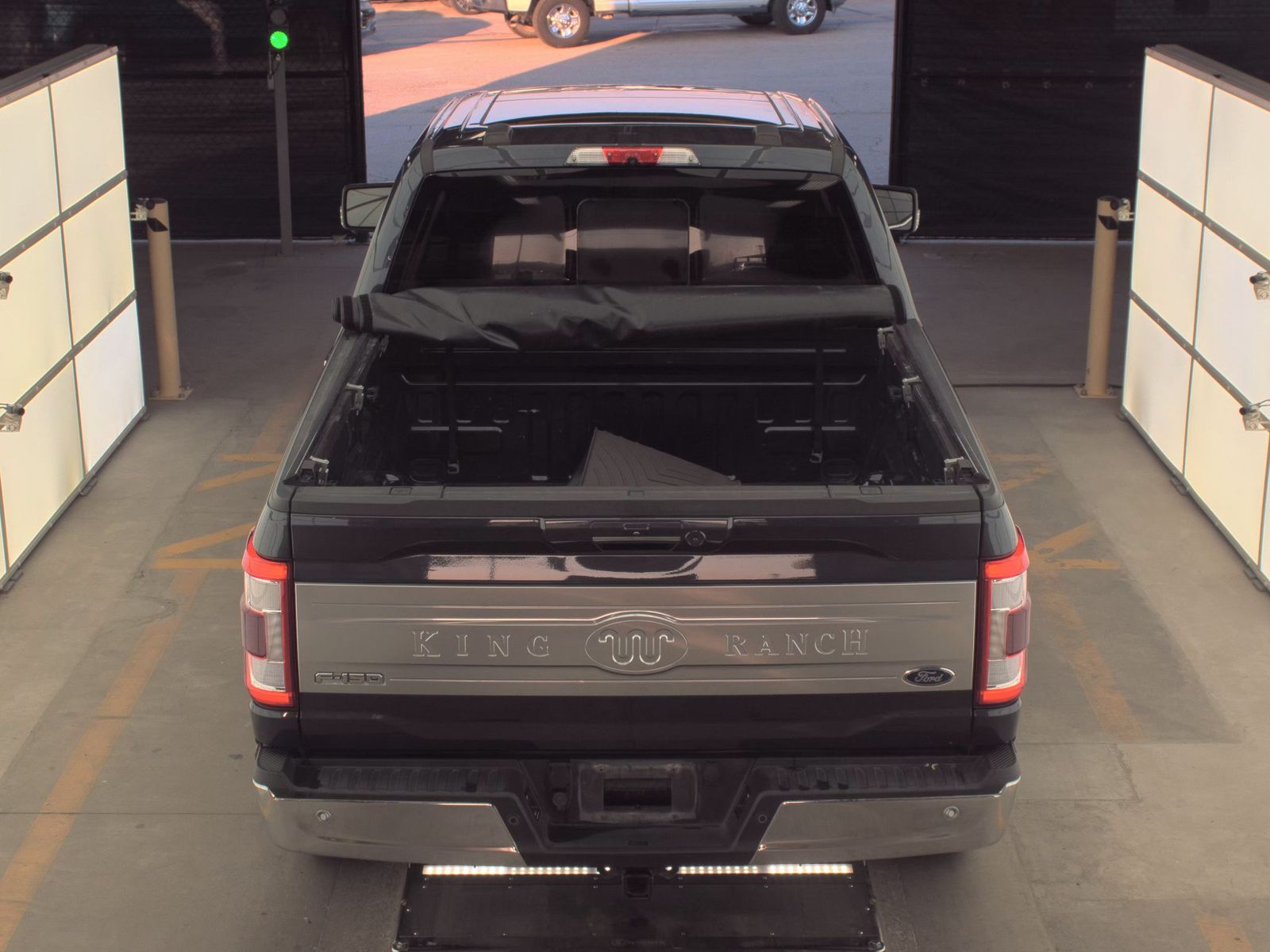 2022 Ford F-150 Hybrid King Ranch AWD