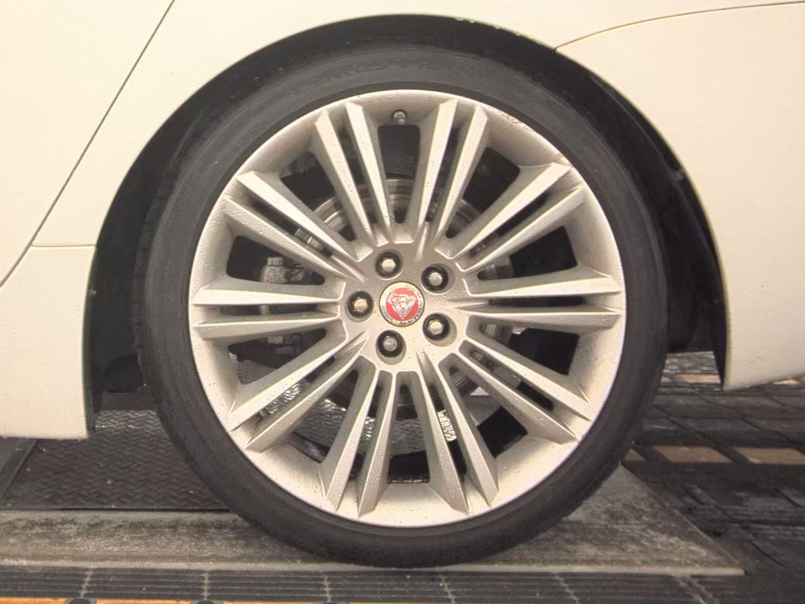 2015 Jaguar XJ L Portfolio AWD