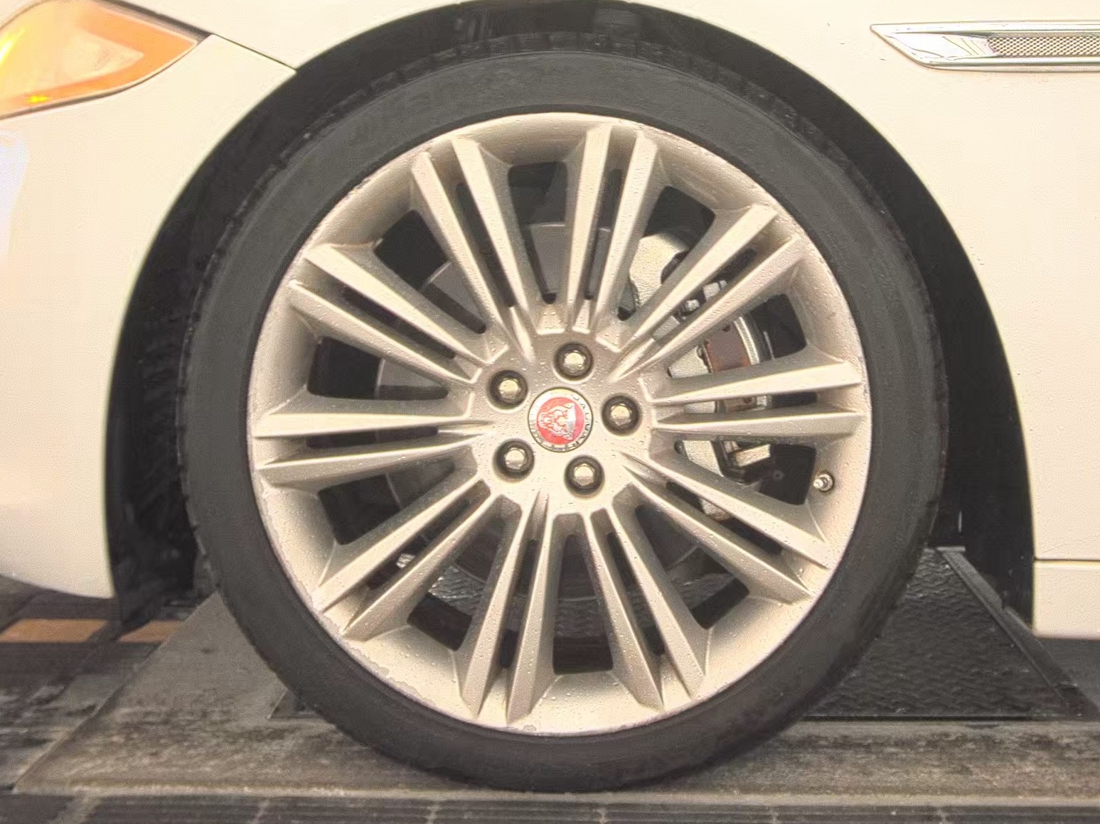 2015 Jaguar XJ L Portfolio AWD