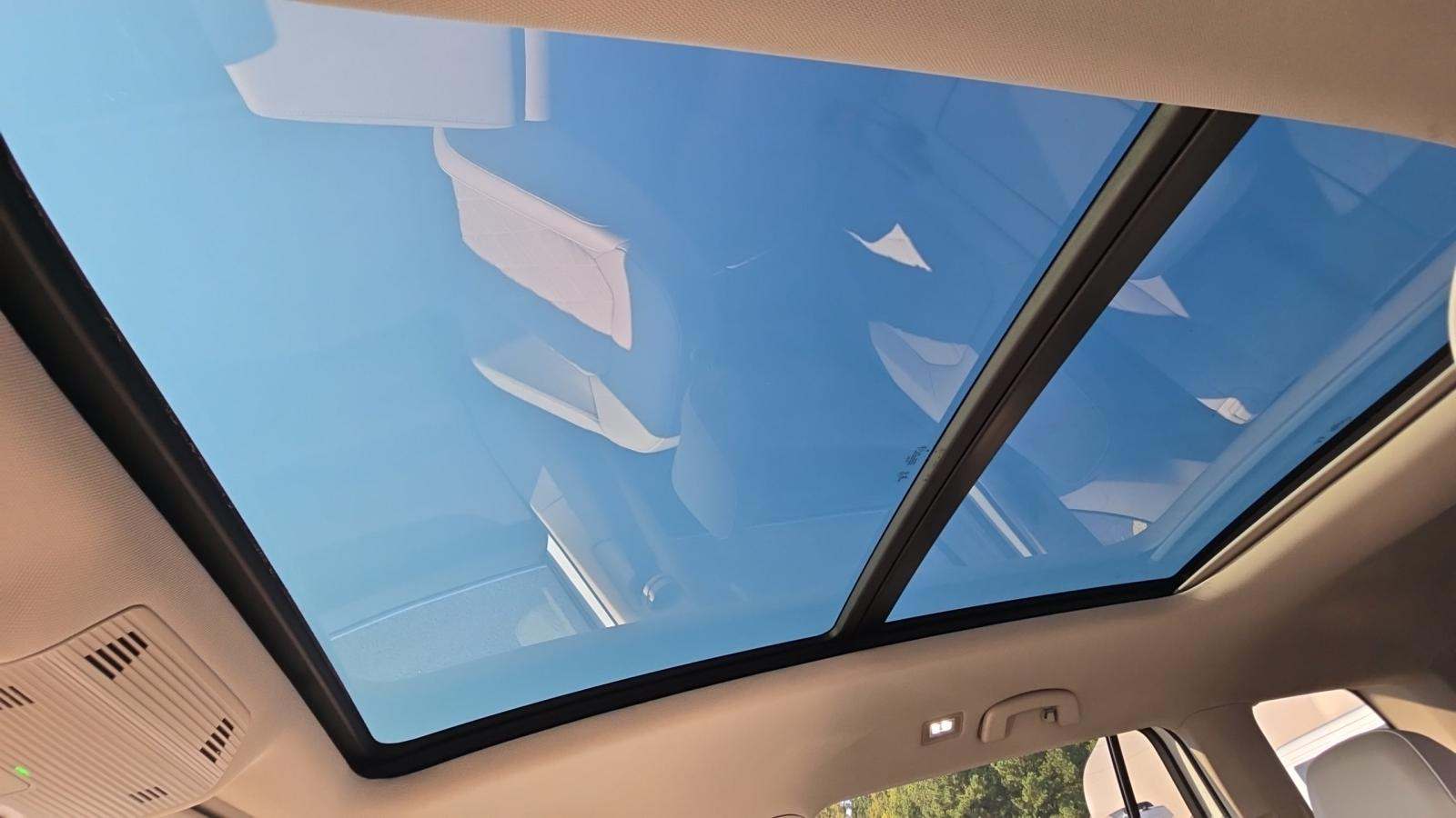 2024 Volkswagen Atlas 2.0T SEL Premium R-Line AWD