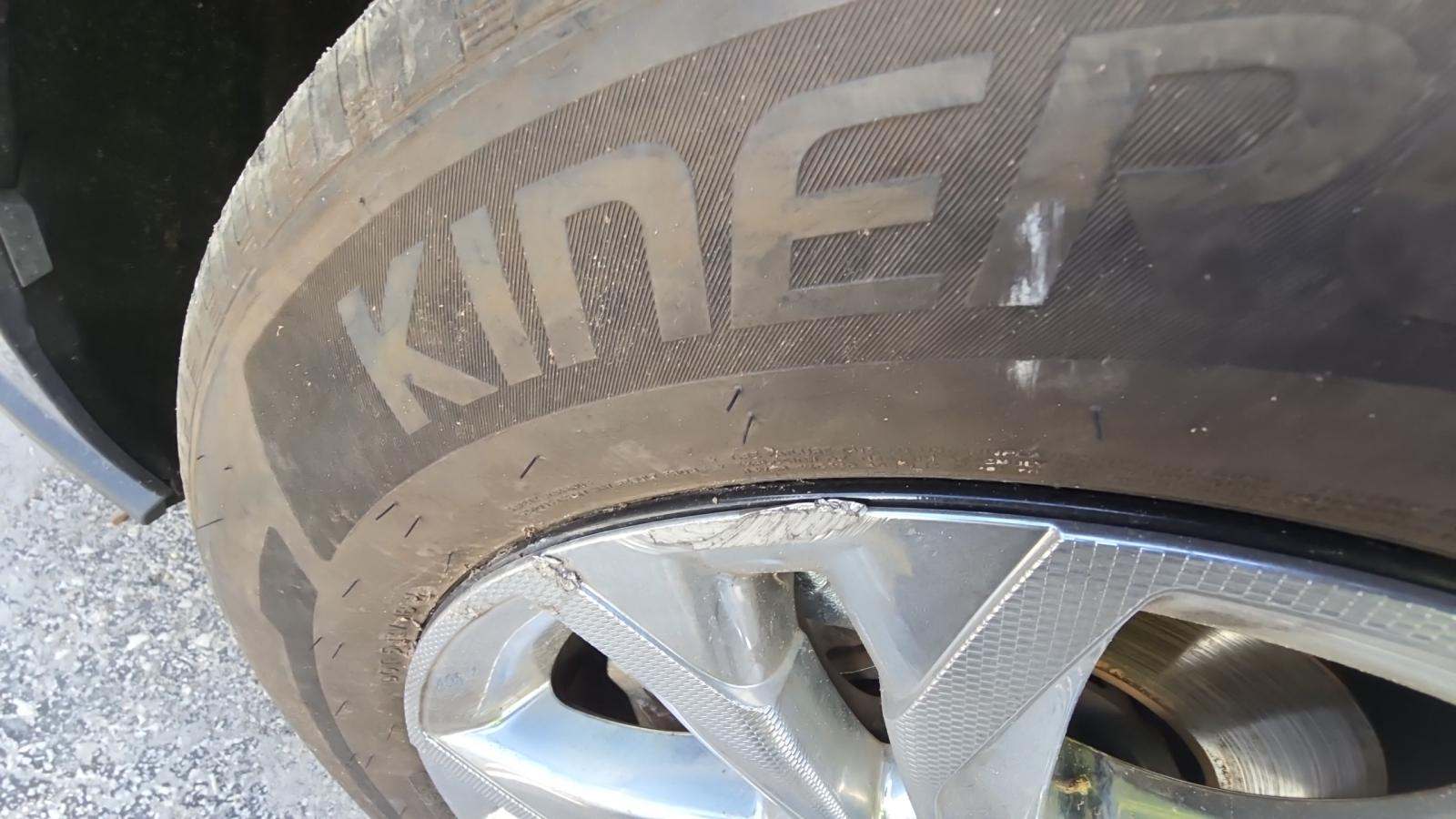 2024 Toyota Sienna Platinum AWD