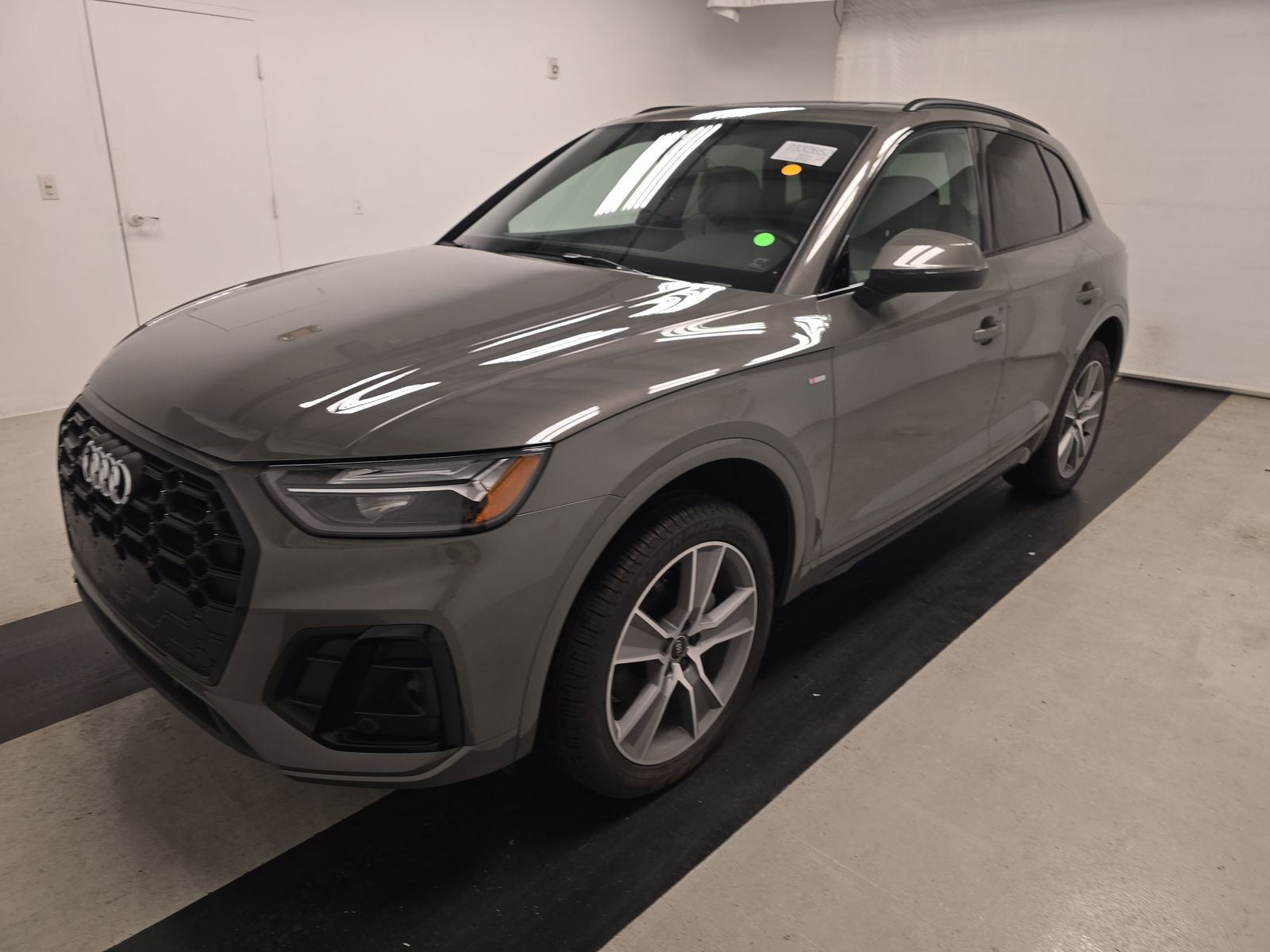 2025 Audi Q5 S line Premium 45 TFSI