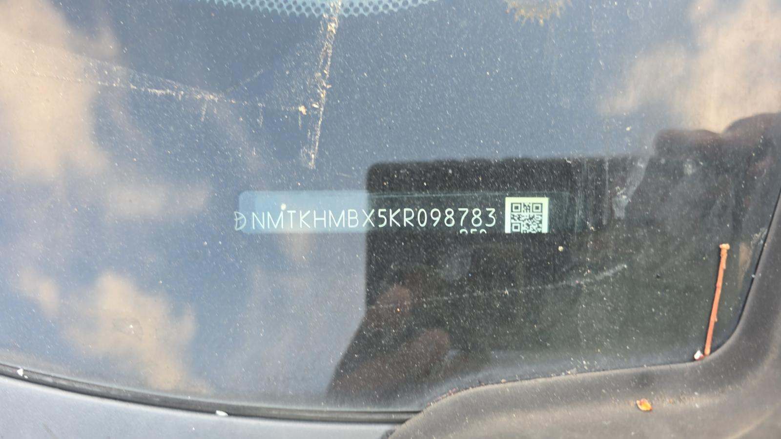 2019 Toyota C-HR LE FWD