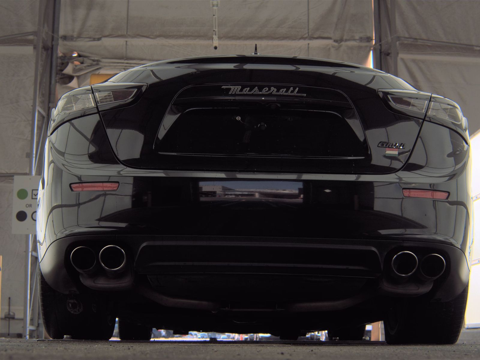2016 Maserati Ghibli Base RWD