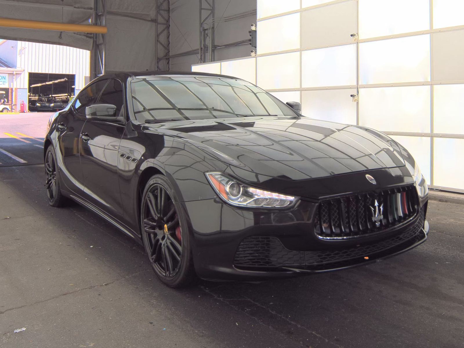 2016 Maserati Ghibli Base RWD