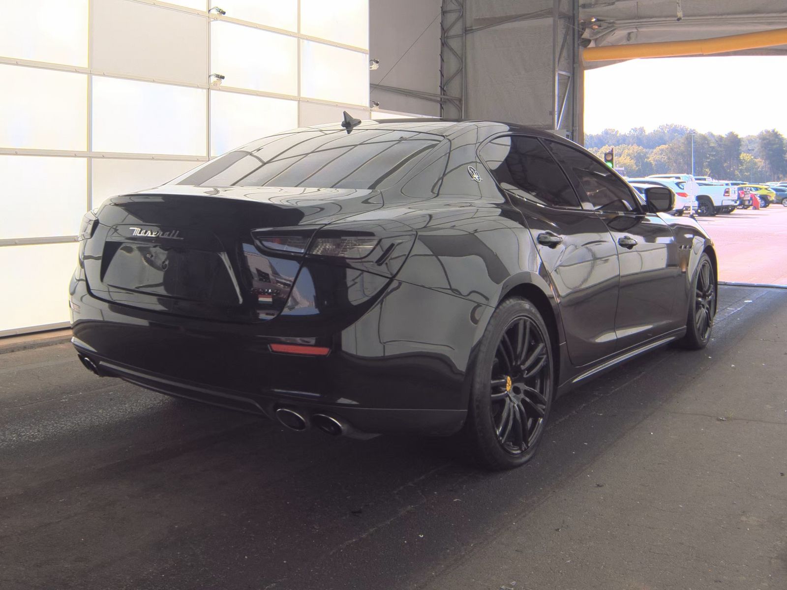 2016 Maserati Ghibli Base RWD