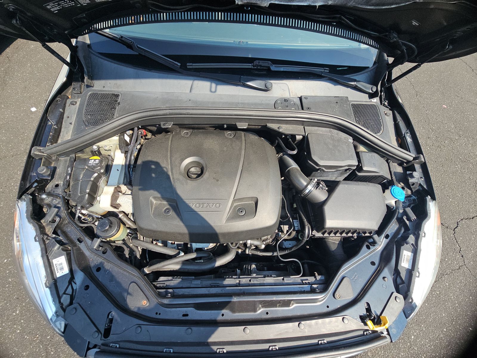 2017 Volvo XC60 T5 Inscription AWD