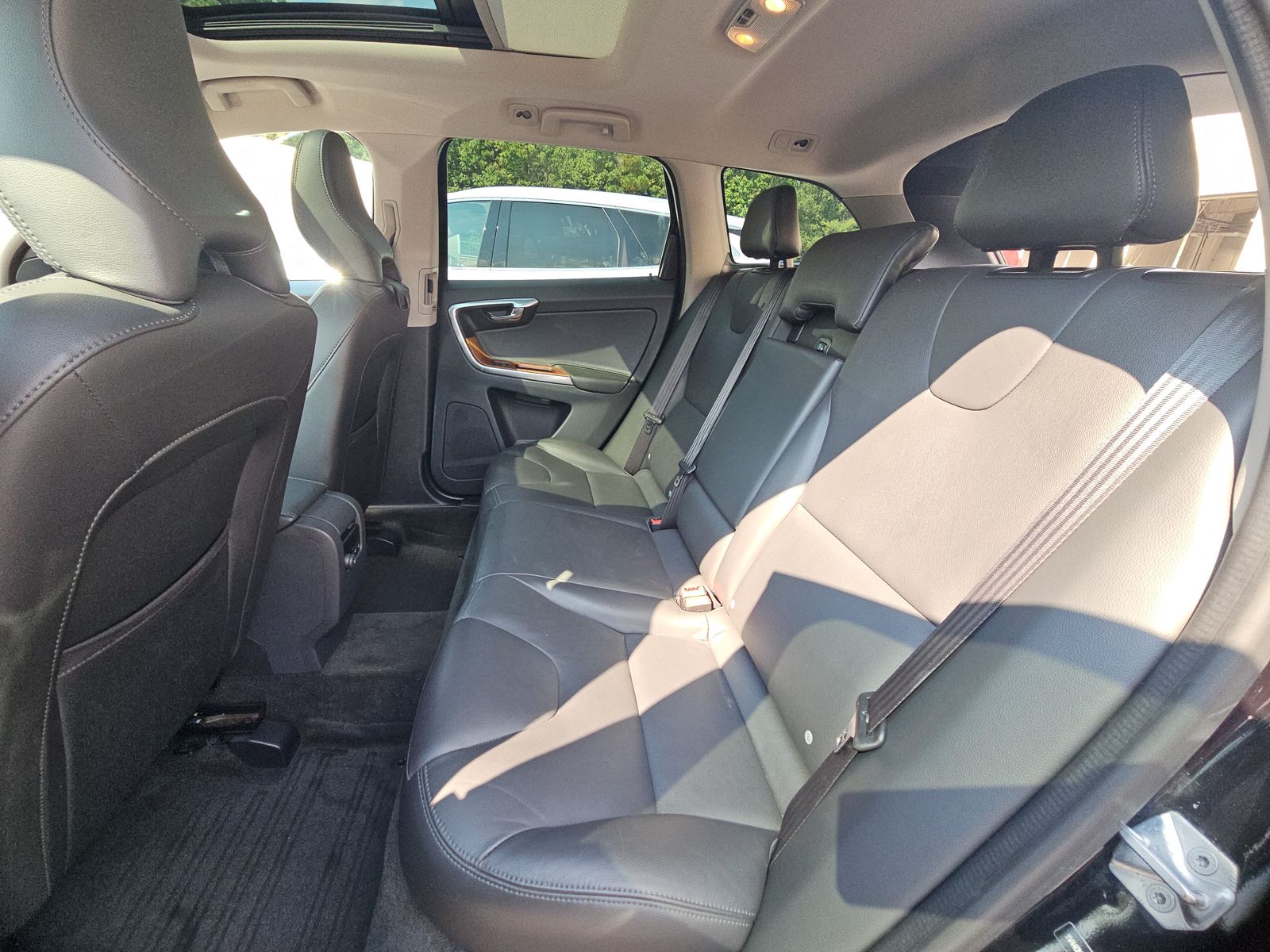 2017 Volvo XC60 T5 Inscription AWD