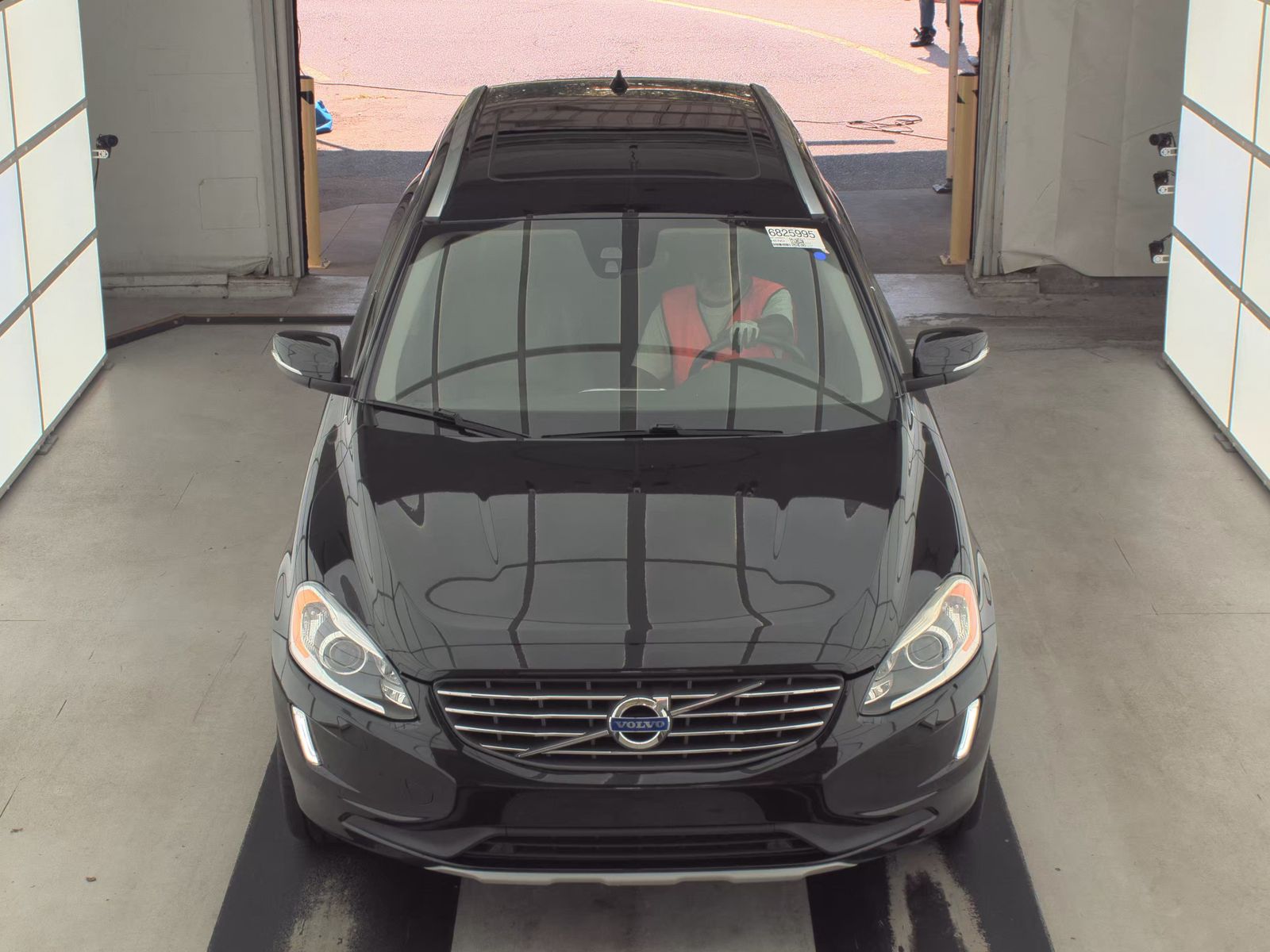 2017 Volvo XC60 T5 Inscription AWD