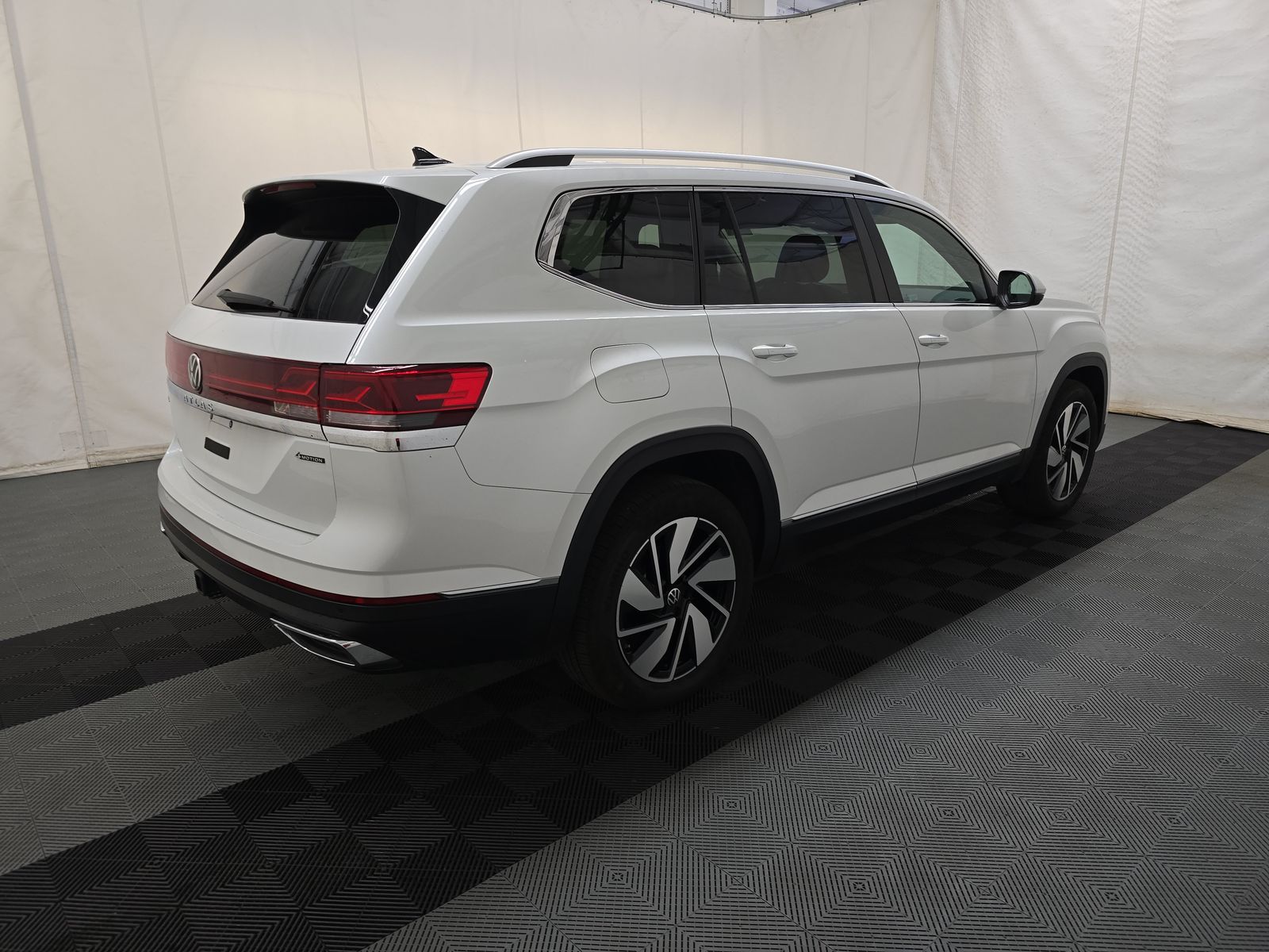 2025 Volkswagen Atlas 2.0T SEL AWD
