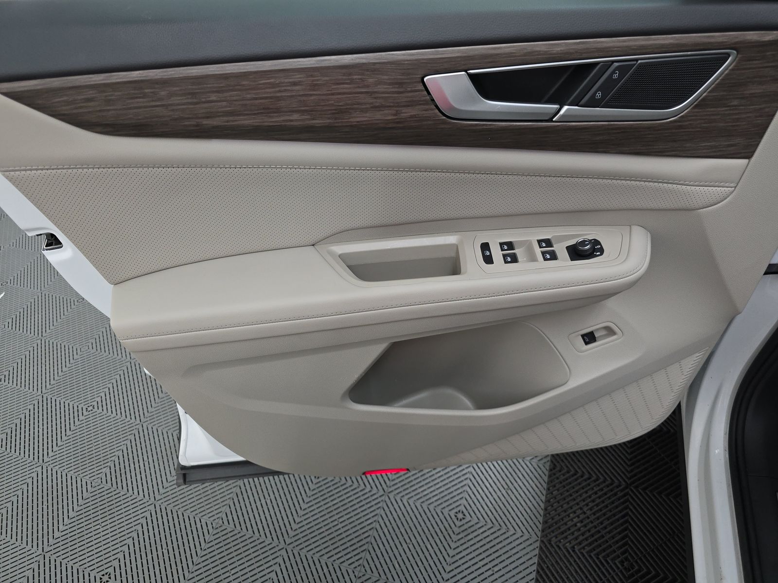 2025 Volkswagen Atlas 2.0T SEL AWD