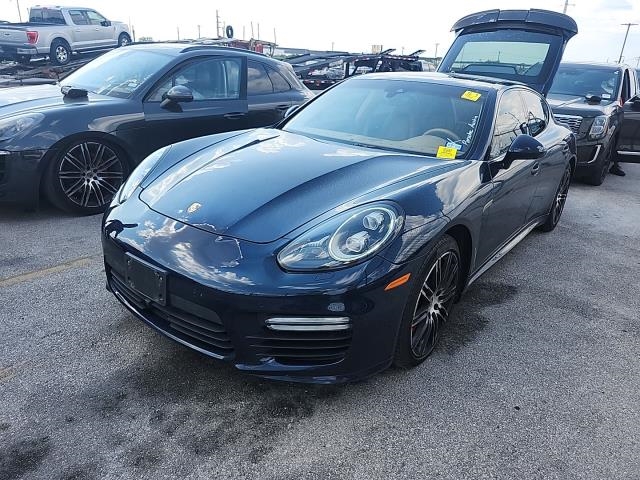 2016 Porsche Panamera Turbo
