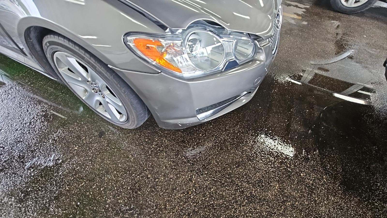 2010 Jaguar XF Luxury RWD