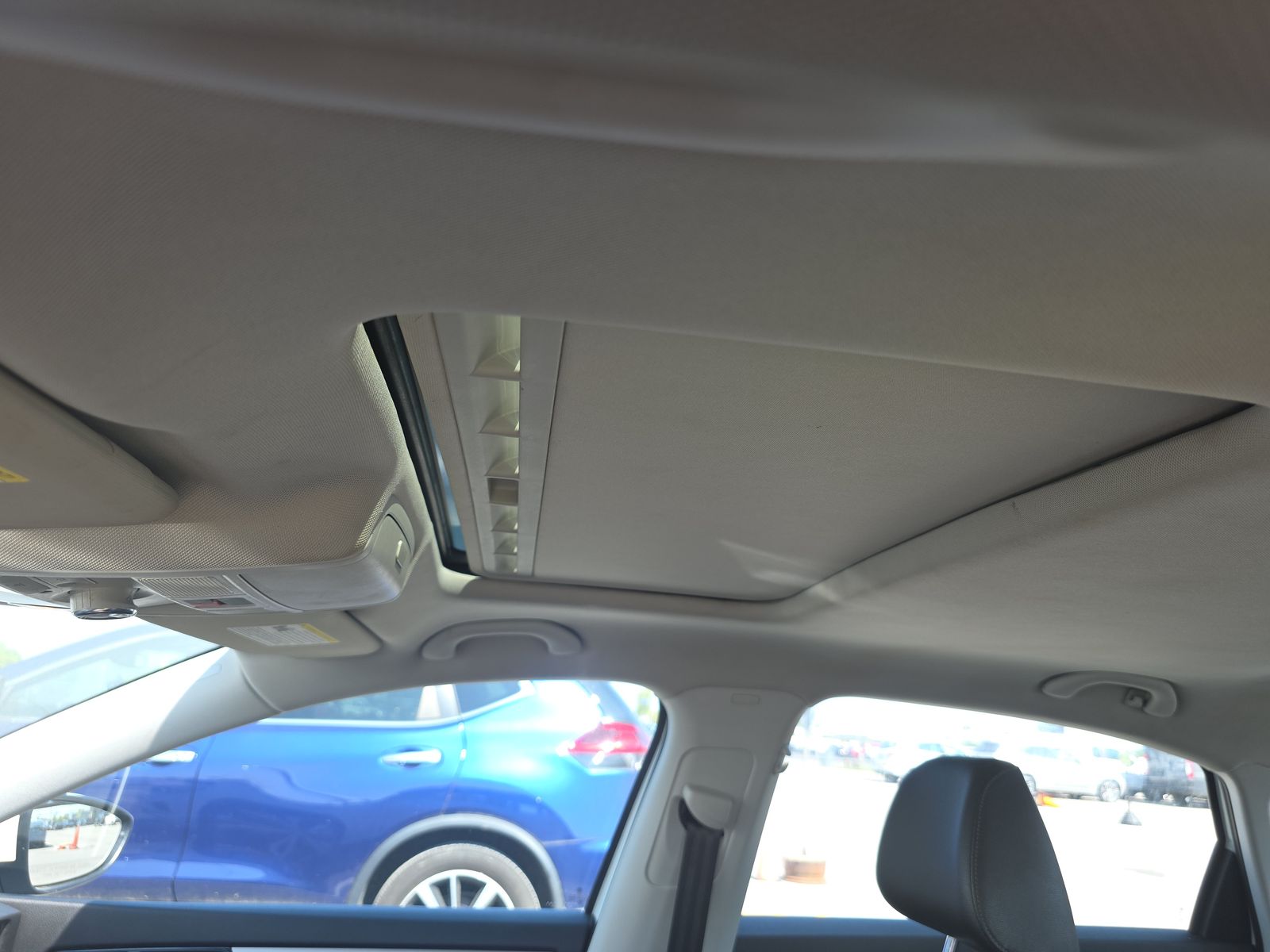 2022 Volkswagen Passat 2.0T SE FWD