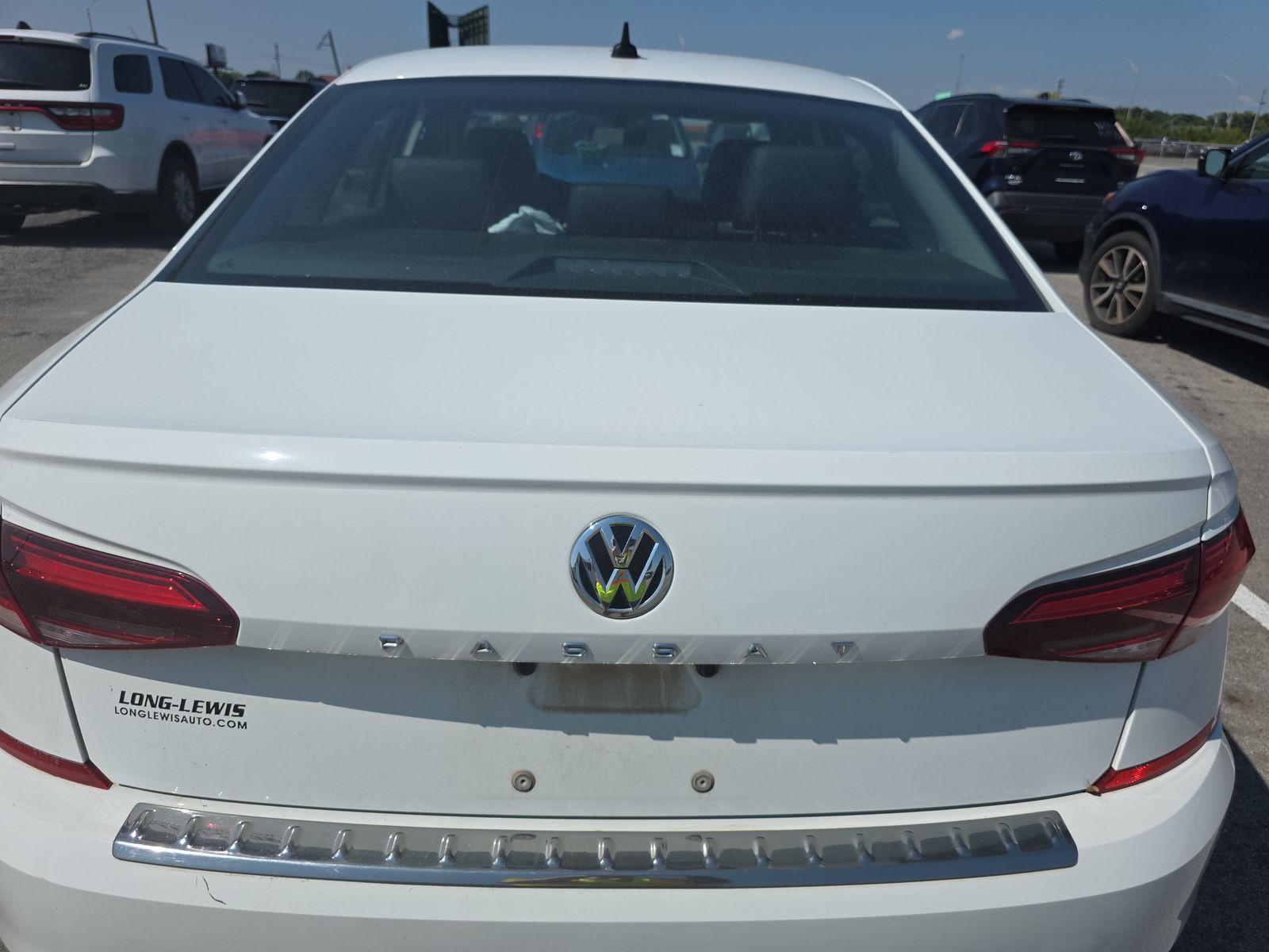 2022 Volkswagen Passat 2.0T SE FWD