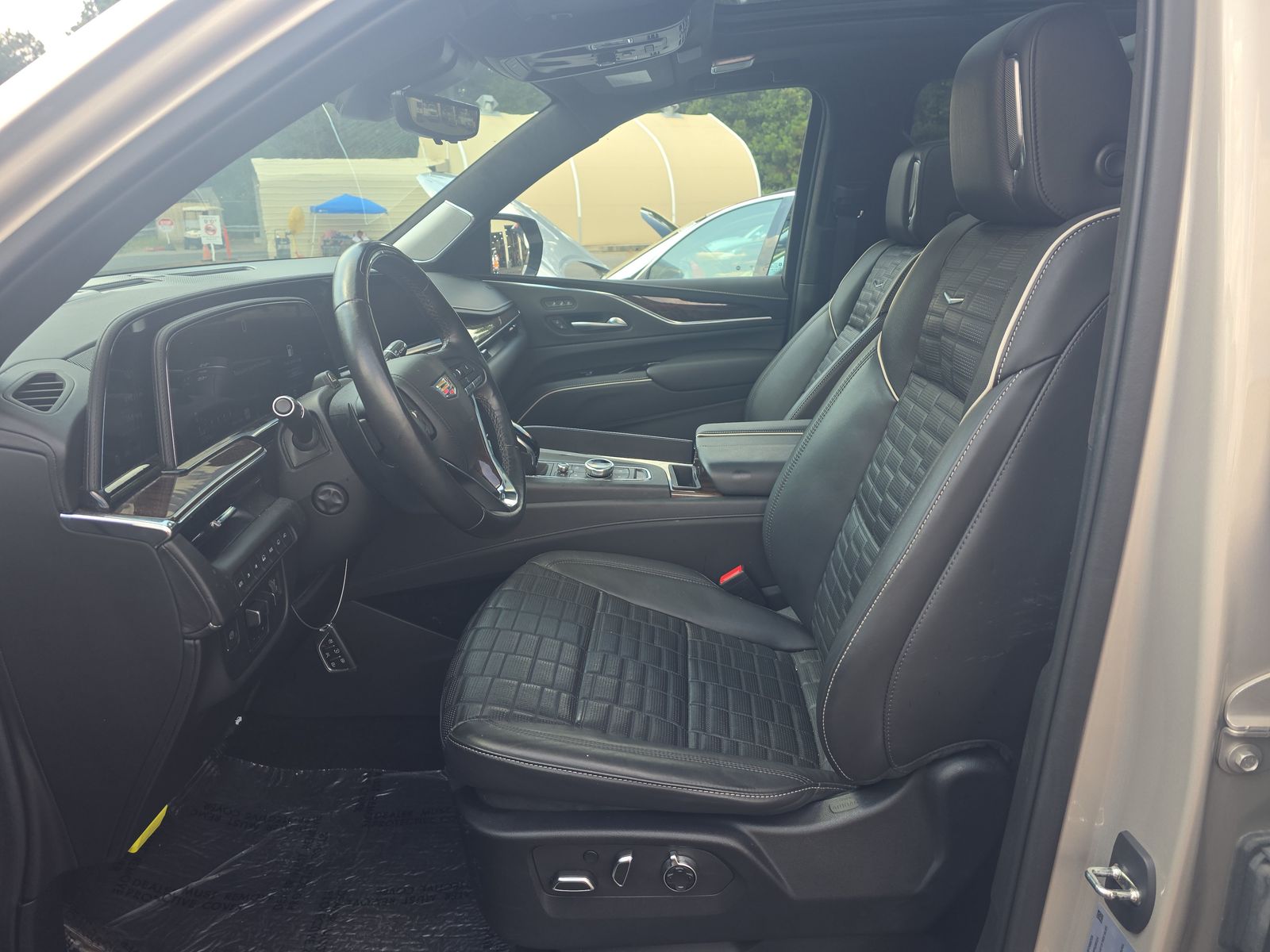 2023 Cadillac Escalade ESV Premium Luxury Platinum AWD