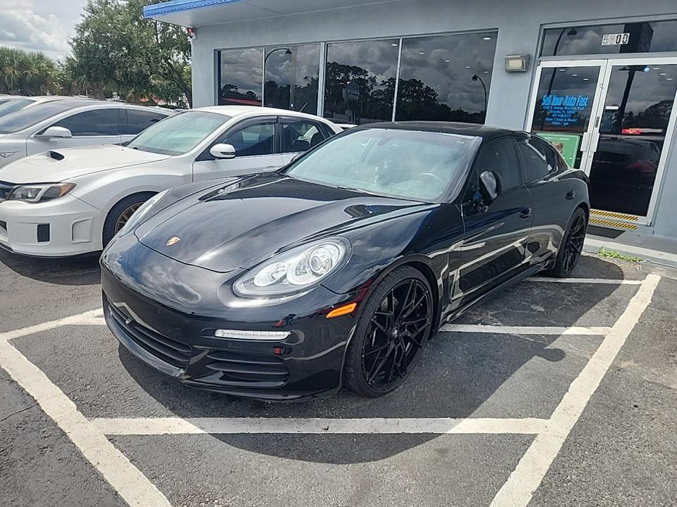 2016 Porsche Panamera Edition
