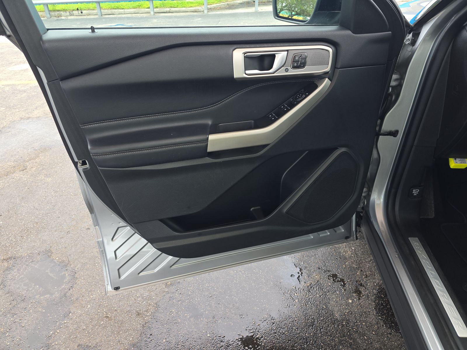 2023 Ford Explorer Limited AWD