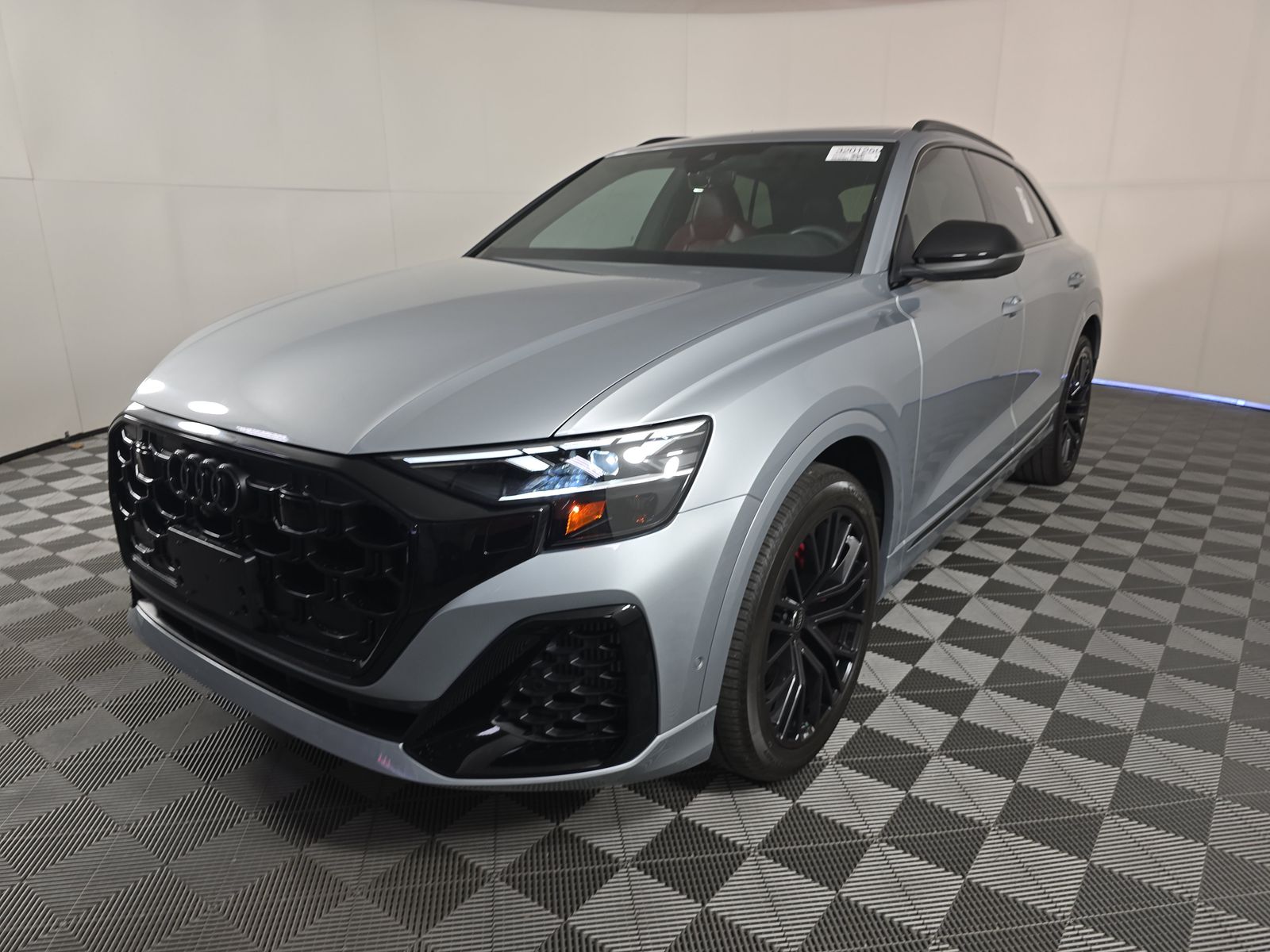 2024 Audi SQ8 Premium Plus