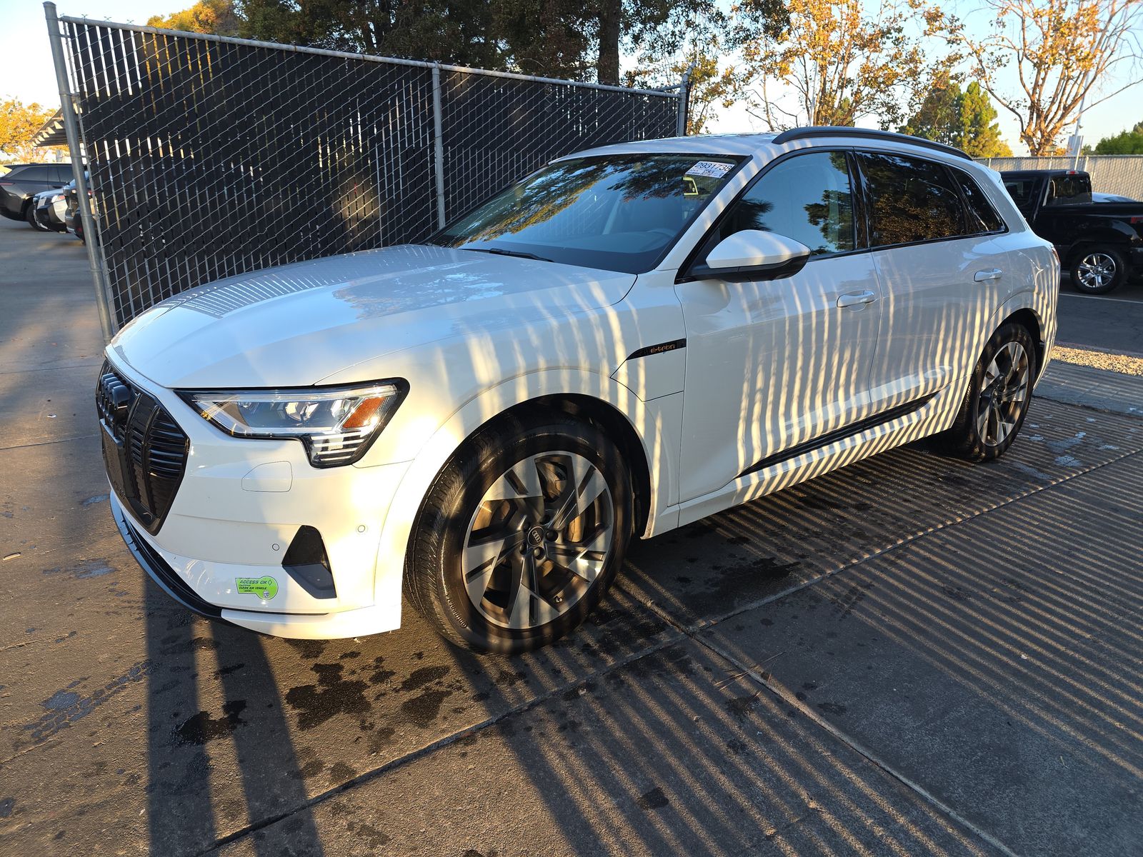 2023 Audi e-tron Premium