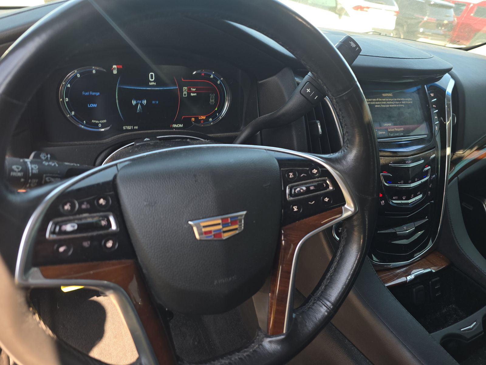 2016 Cadillac Escalade Luxury RWD