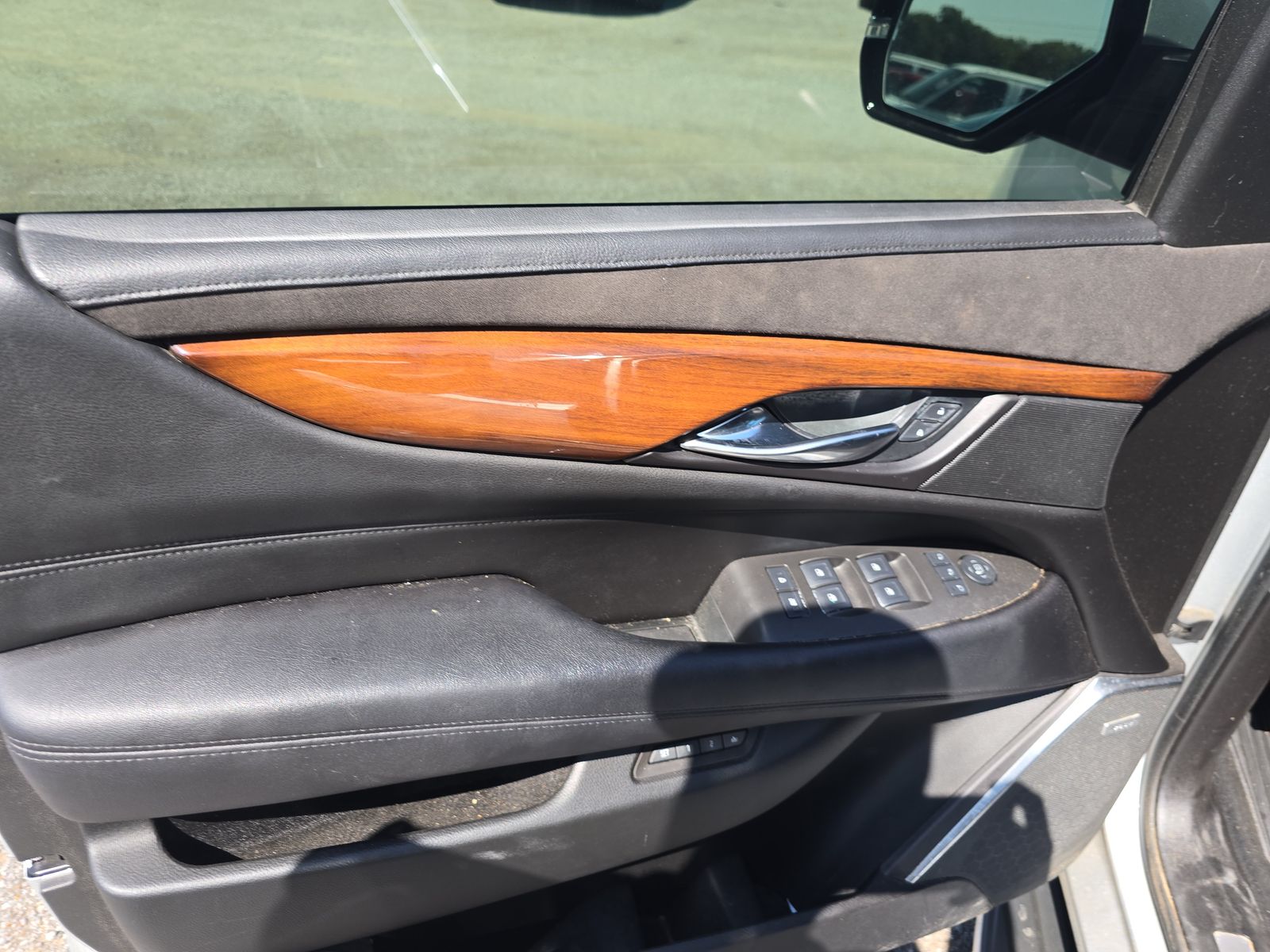 2016 Cadillac Escalade Luxury RWD