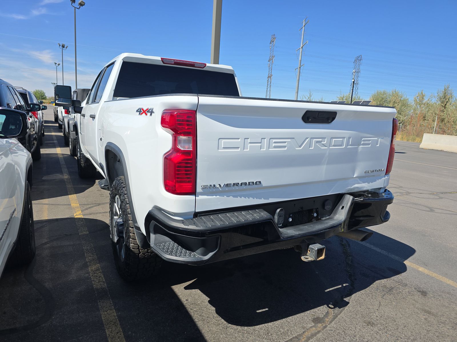 2022 Chevrolet Silverado 2500HD Custom AWD