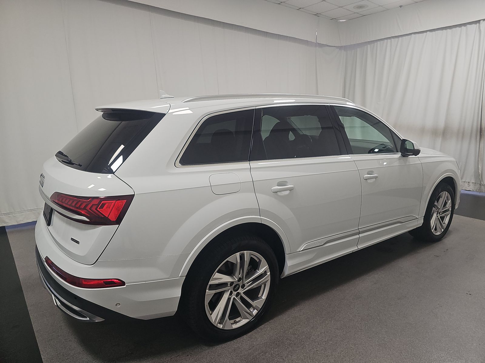 2023 Audi Q7 Premium Plus AWD