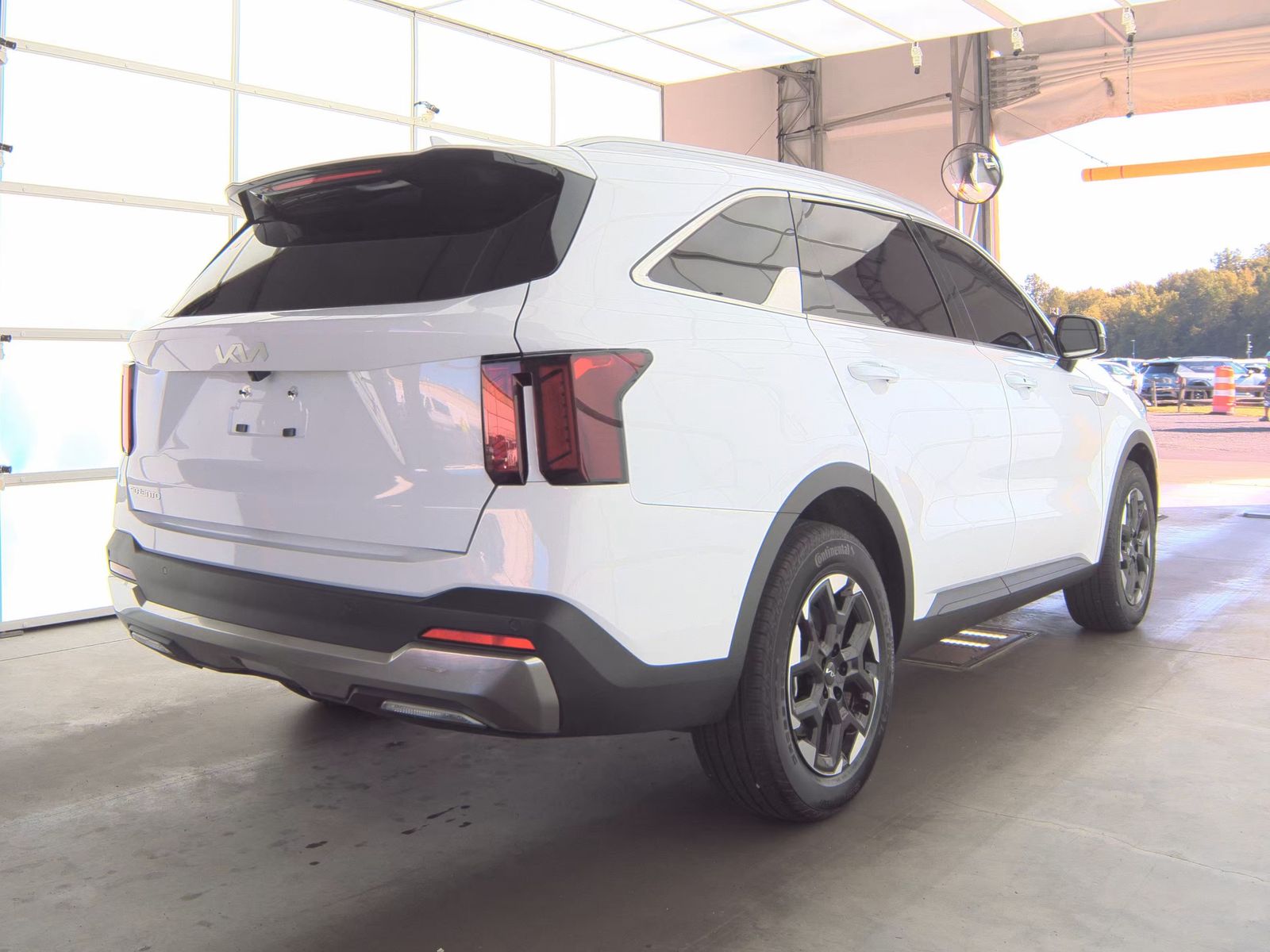 2025 Kia Sorento S FWD