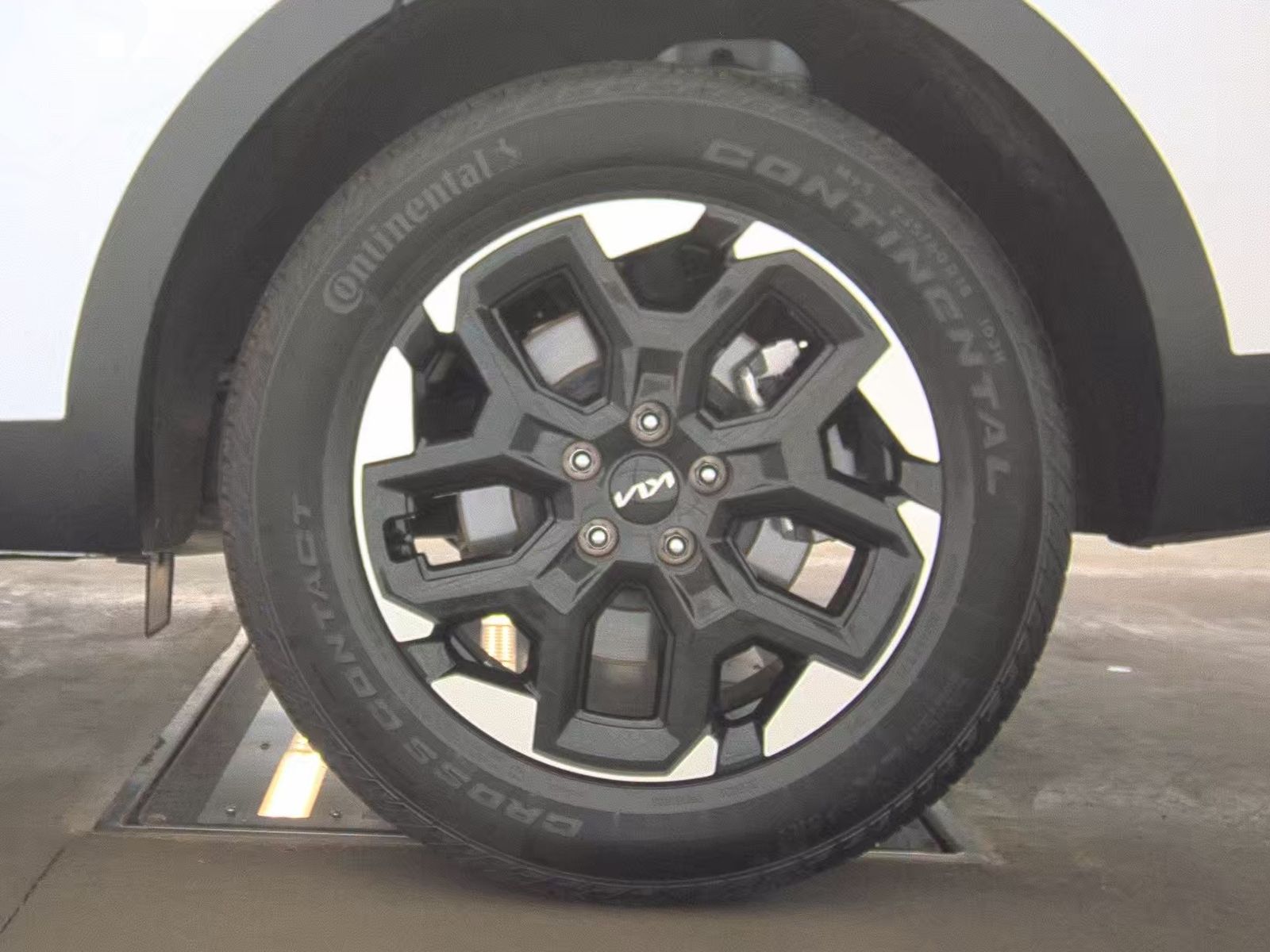 2025 Kia Sorento S FWD