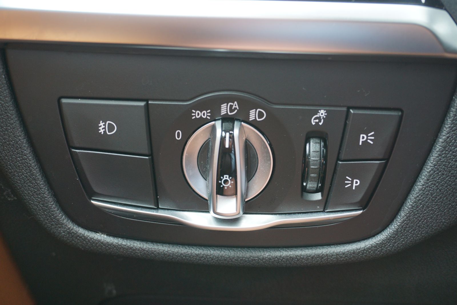 2020 BMW X4 xDrive30i AWD