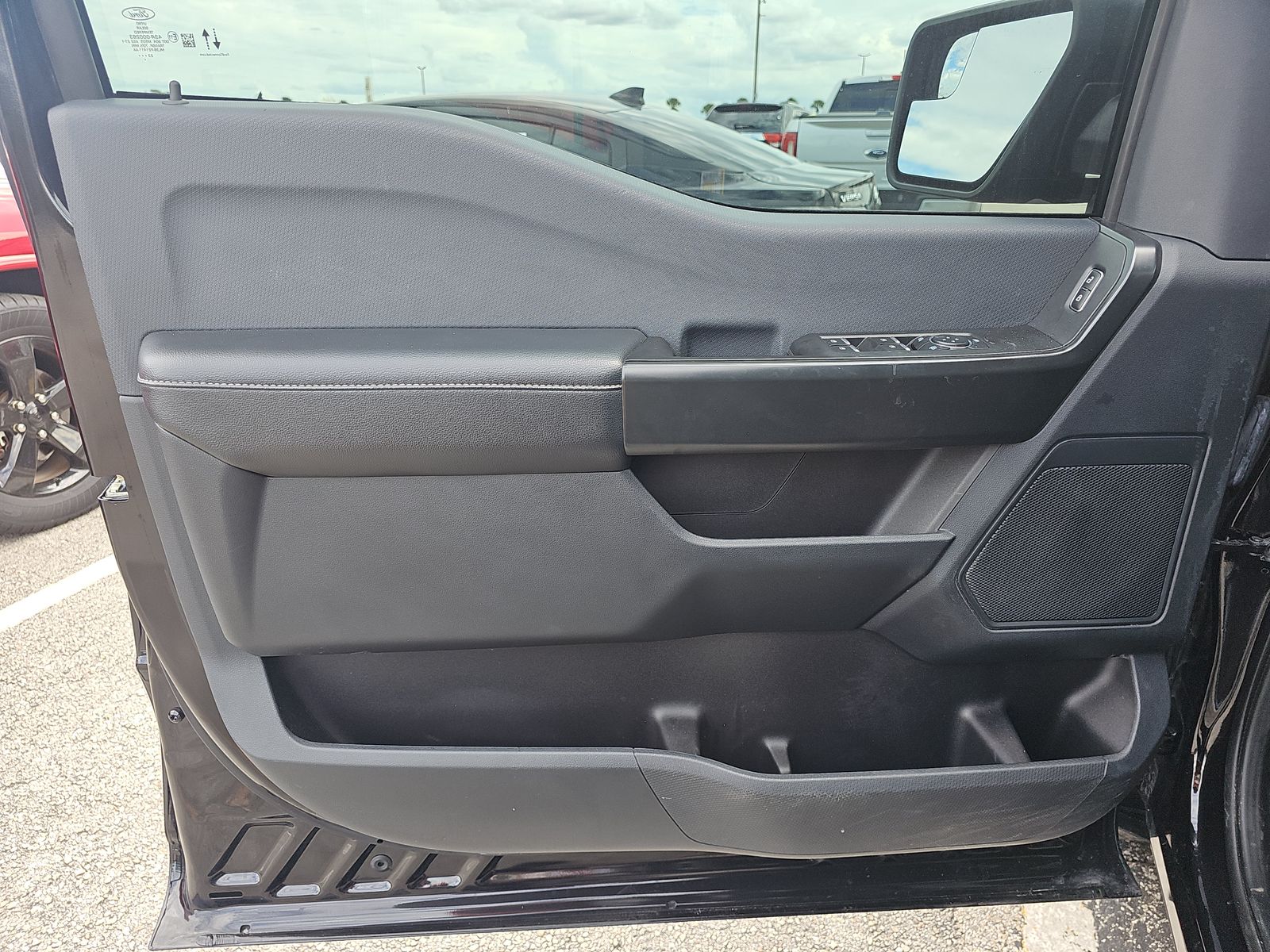 2023 Ford F-150 XL RWD