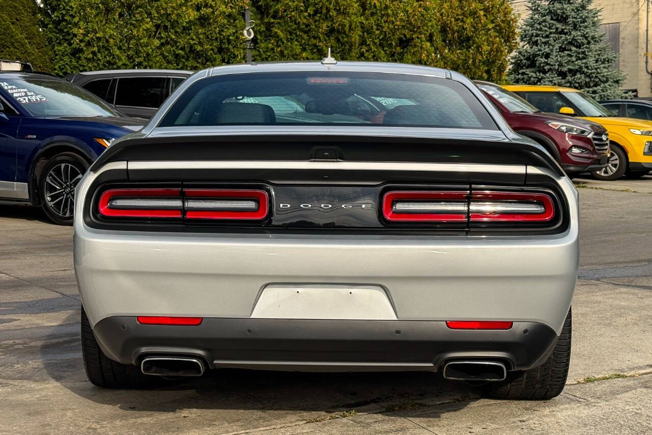 2022 Dodge Challenger R/T Scat Pack Widebody RWD