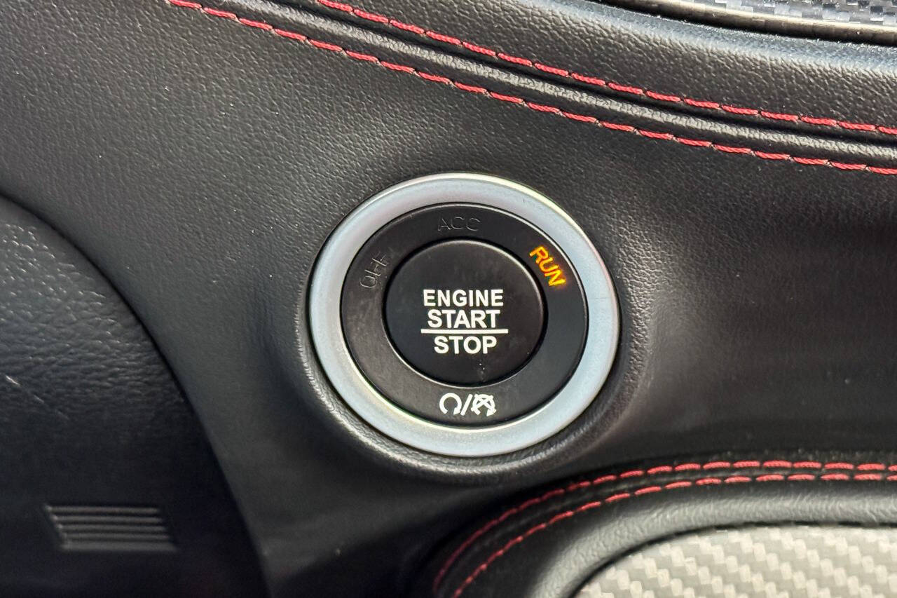 2022 Dodge Challenger R/T Scat Pack Widebody RWD