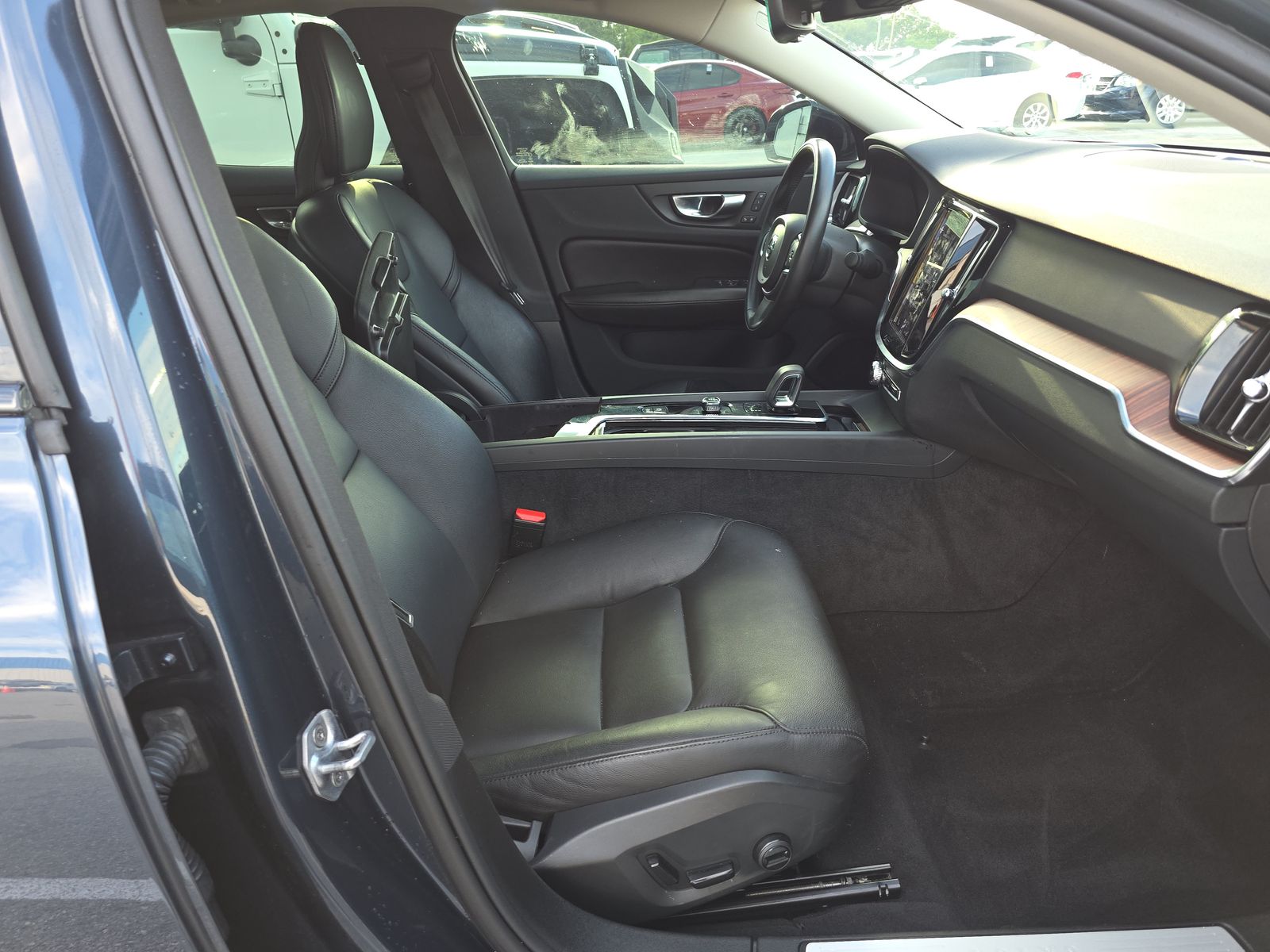 2022 Volvo S60 B5 Inscription FWD