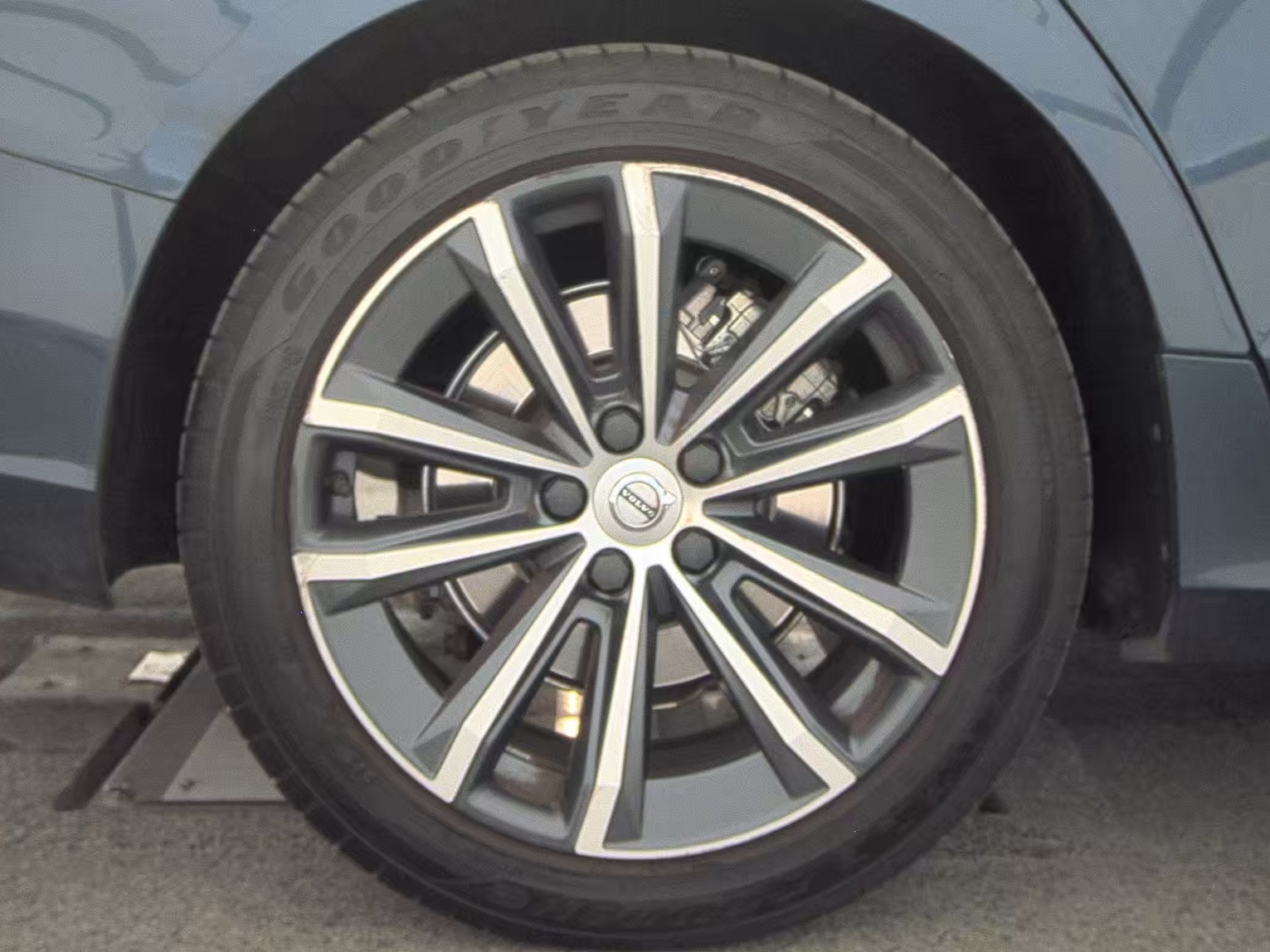 2022 Volvo S60 B5 Inscription FWD