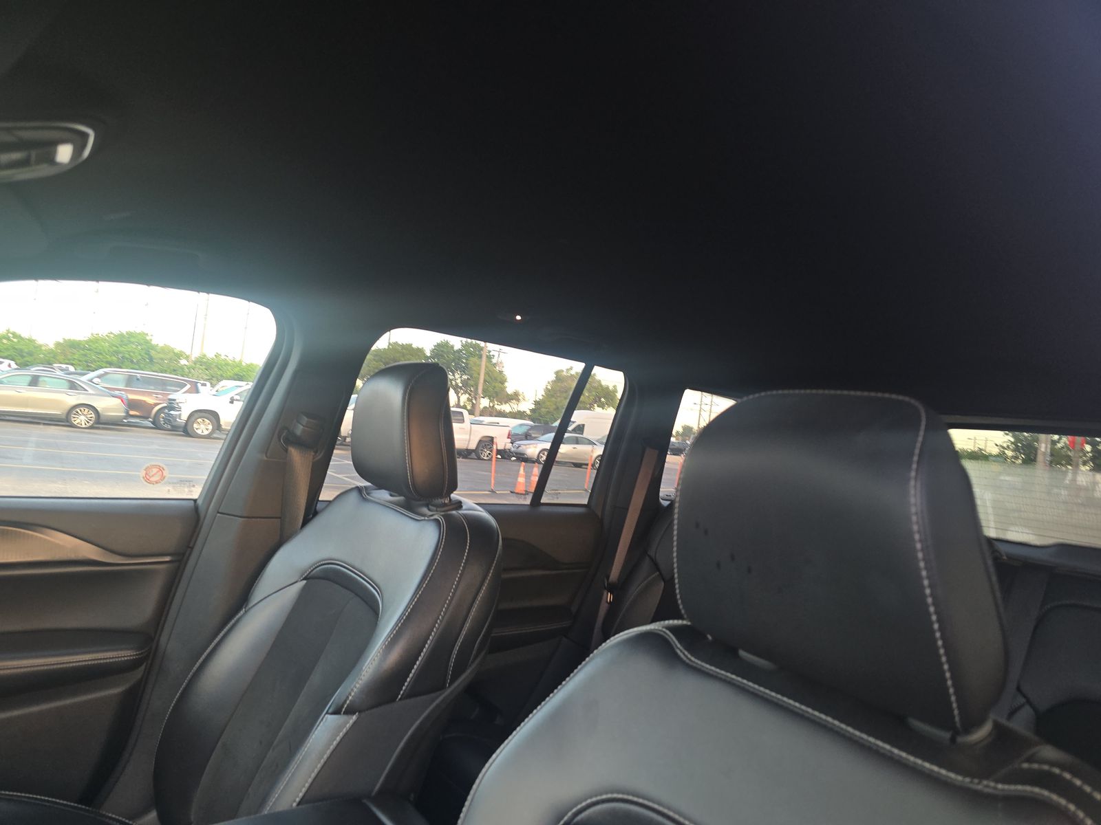 2024 Jeep Grand Cherokee Altitude AWD