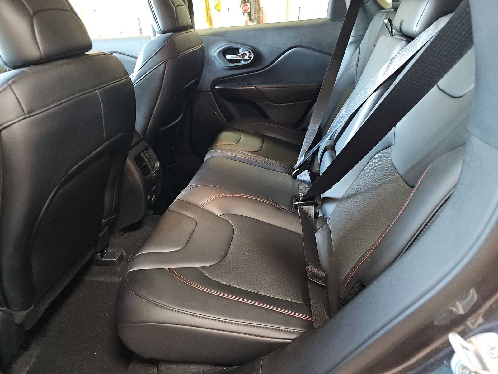 2022 Jeep Cherokee Trailhawk AWD