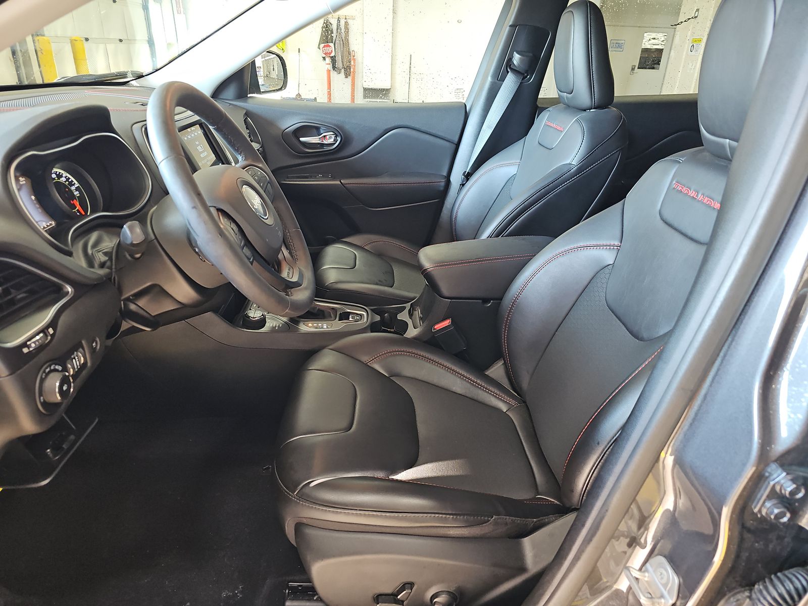 2022 Jeep Cherokee Trailhawk AWD