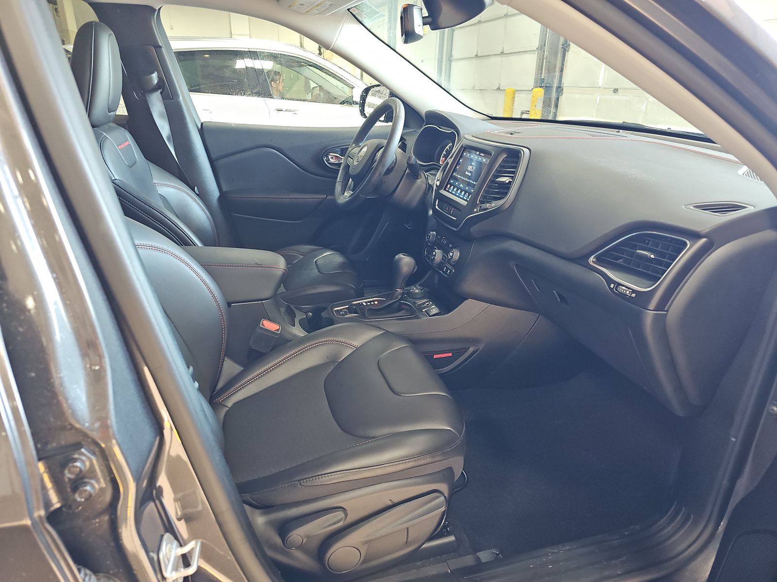 2022 Jeep Cherokee Trailhawk AWD