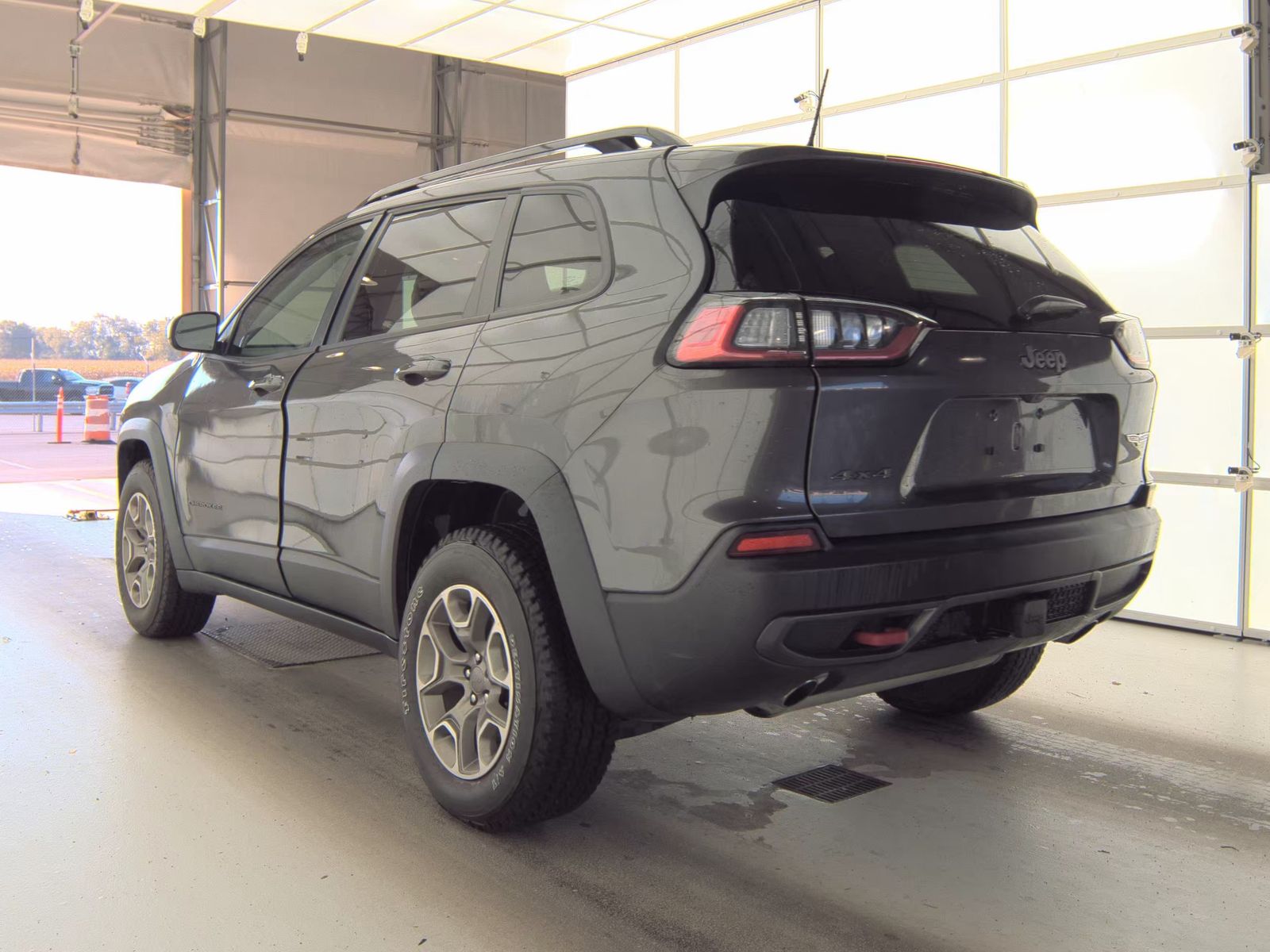 2022 Jeep Cherokee Trailhawk AWD