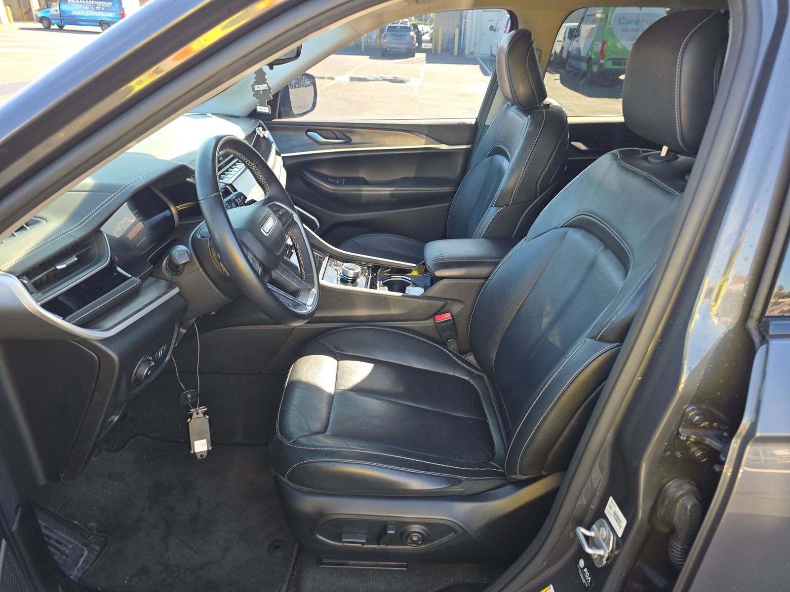 2022 Jeep Grand Cherokee Limited RWD