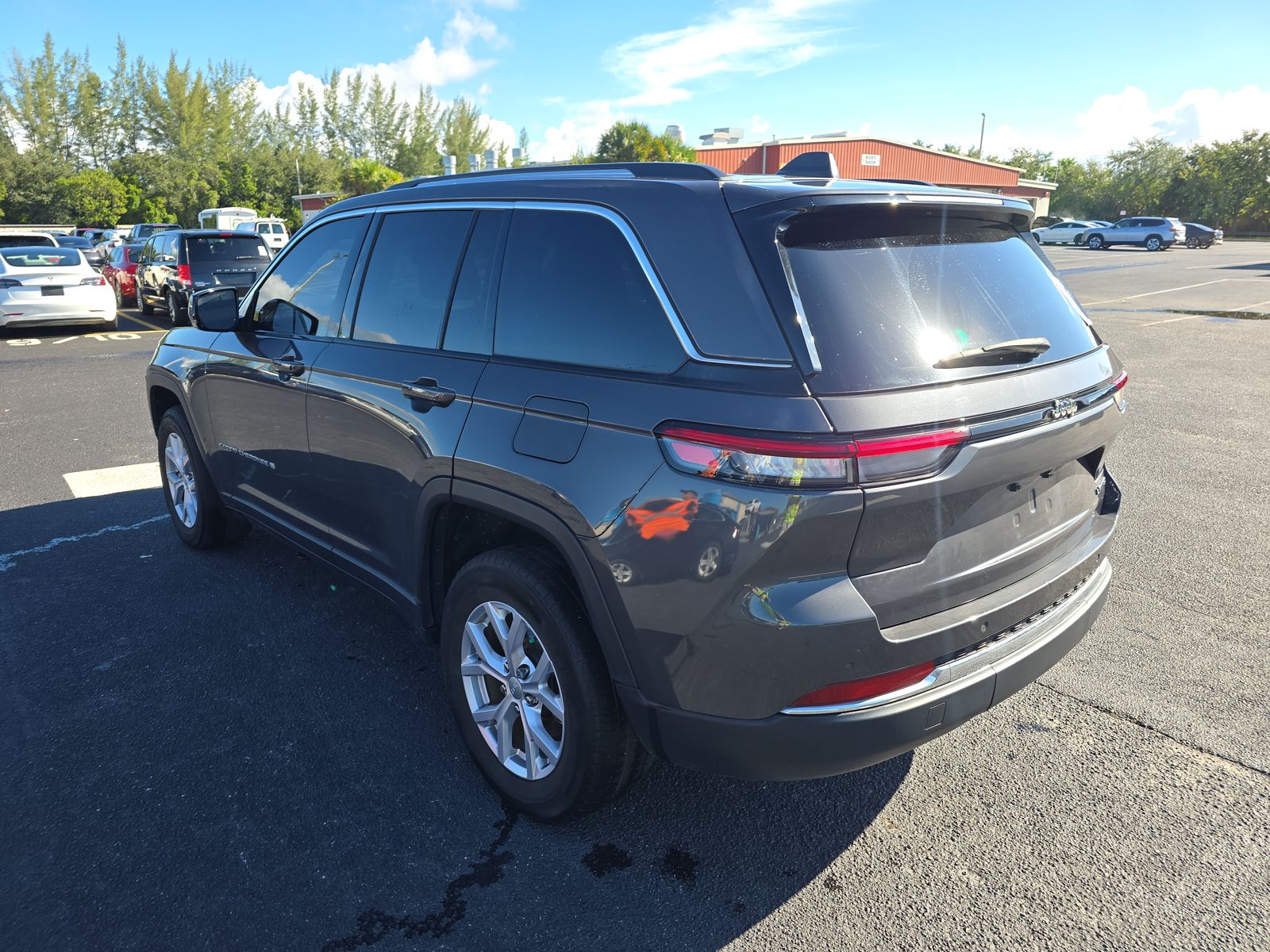 2022 Jeep Grand Cherokee Limited RWD