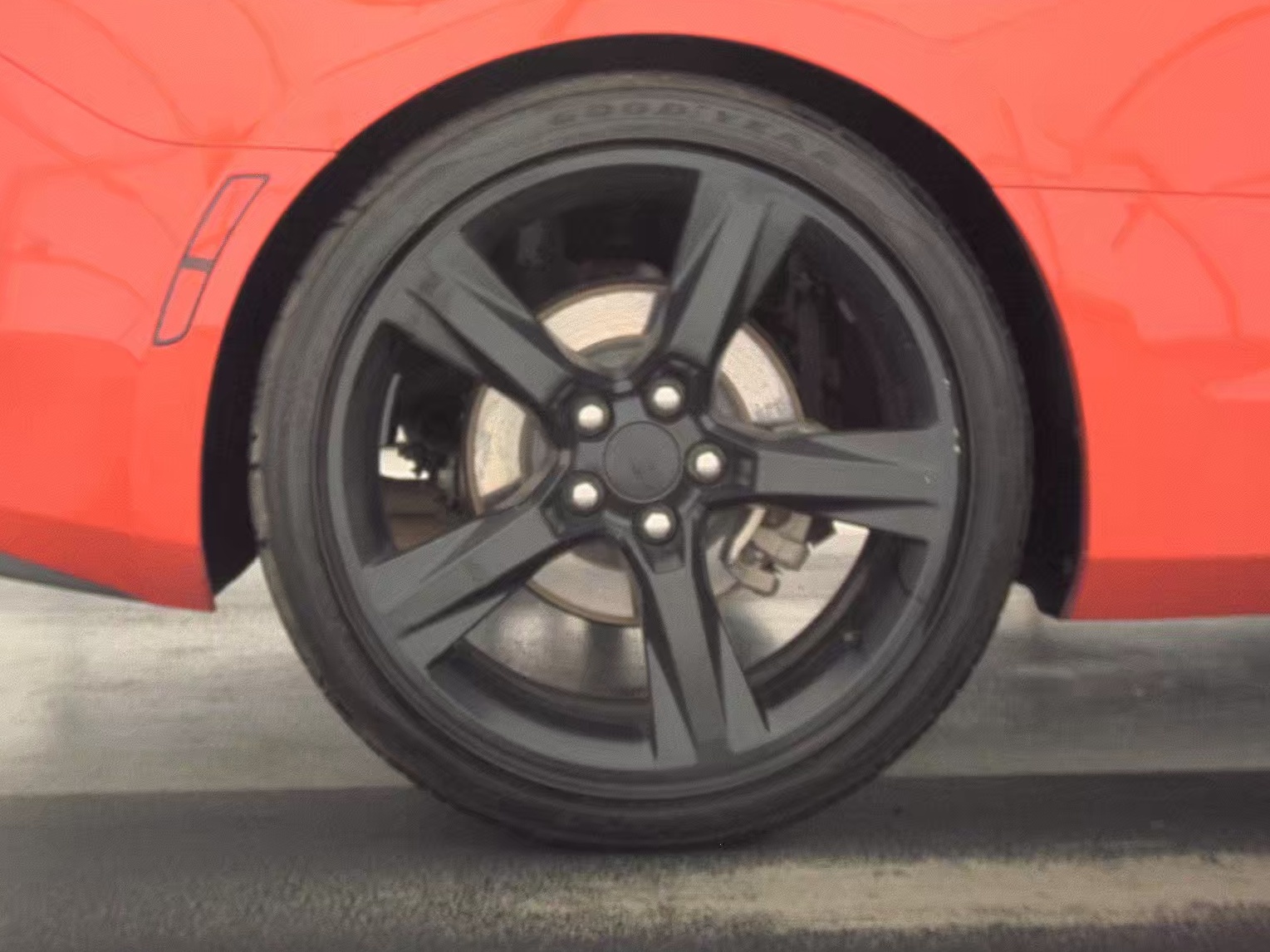 2018 Chevrolet Camaro 1LT RWD