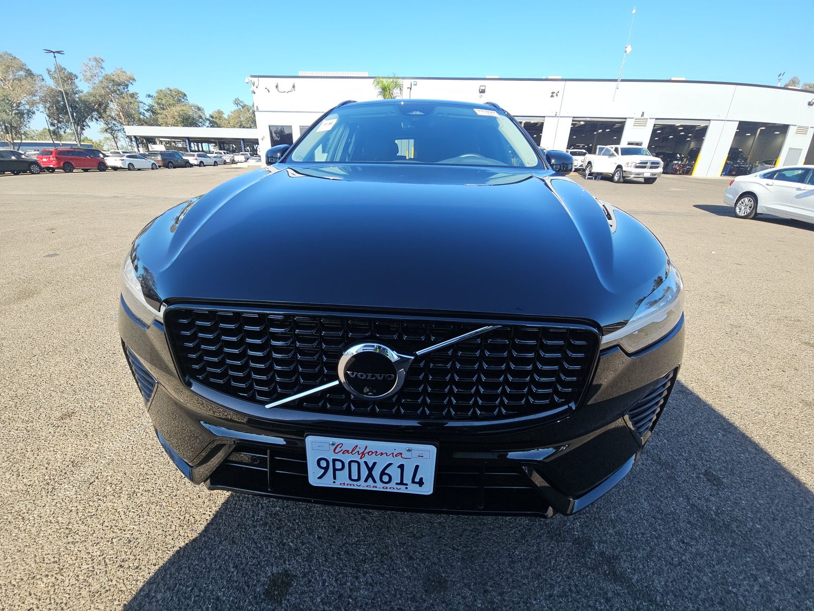 2025 Volvo XC60 B5 Plus AWD