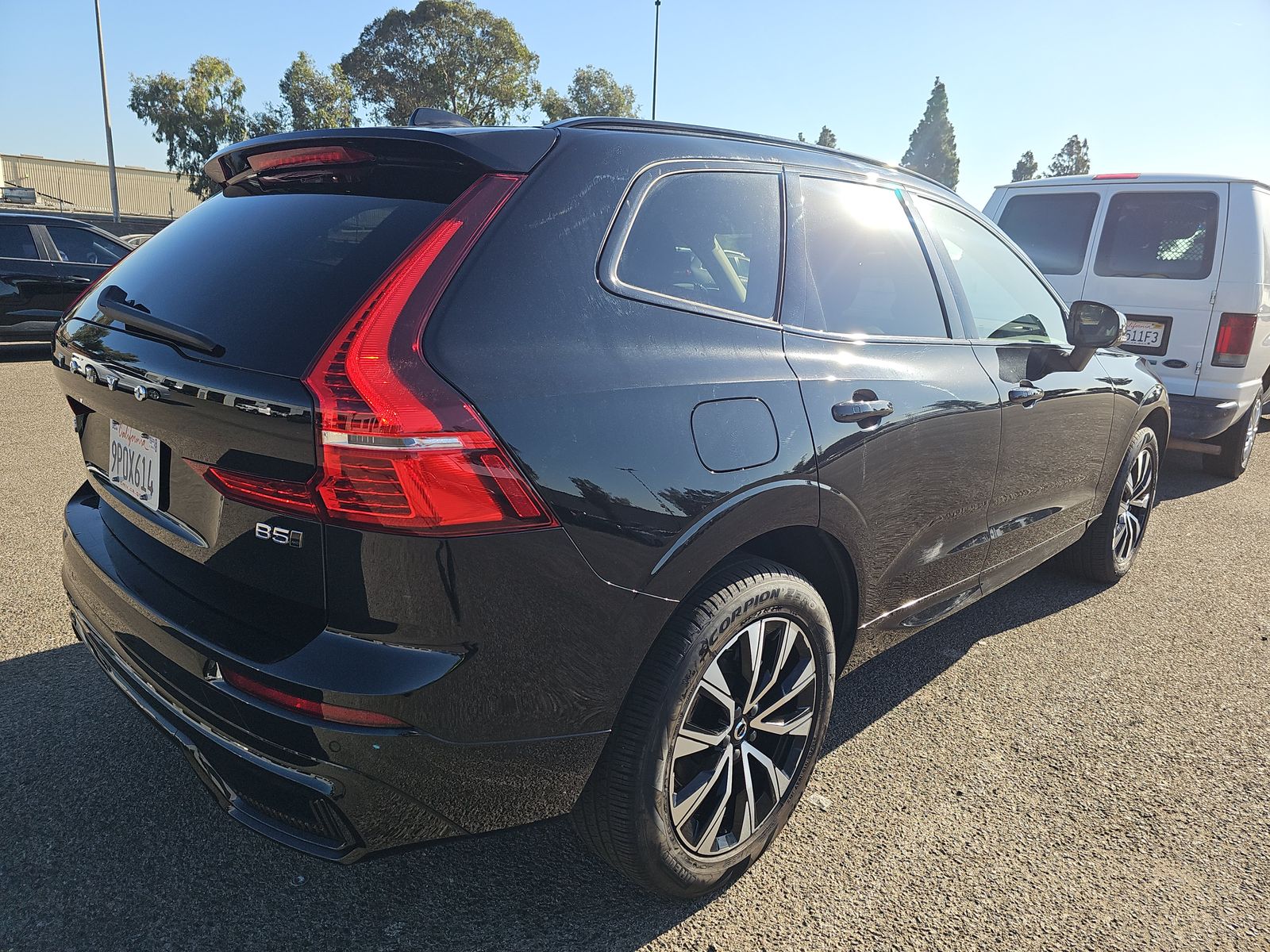 2025 Volvo XC60 B5 Plus AWD