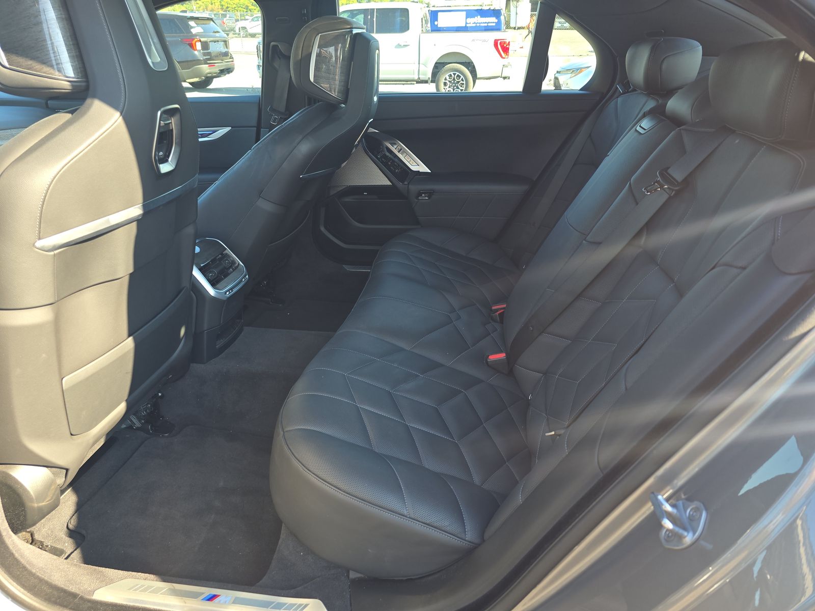 2025 BMW 7 Series 740i xDrive AWD